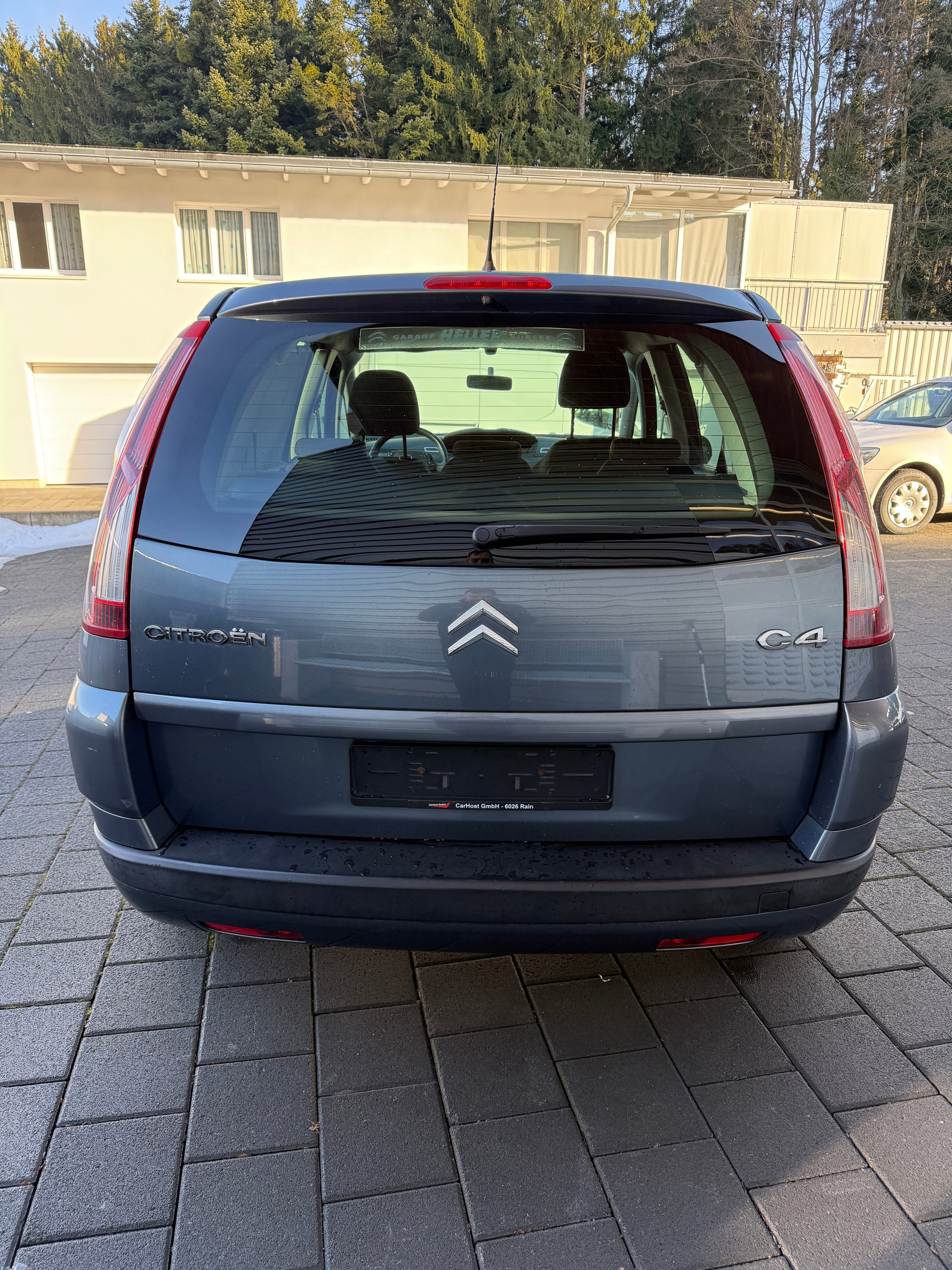 CITROEN Grand C4 Picasso 1.6i 16V Essentiel-image-5