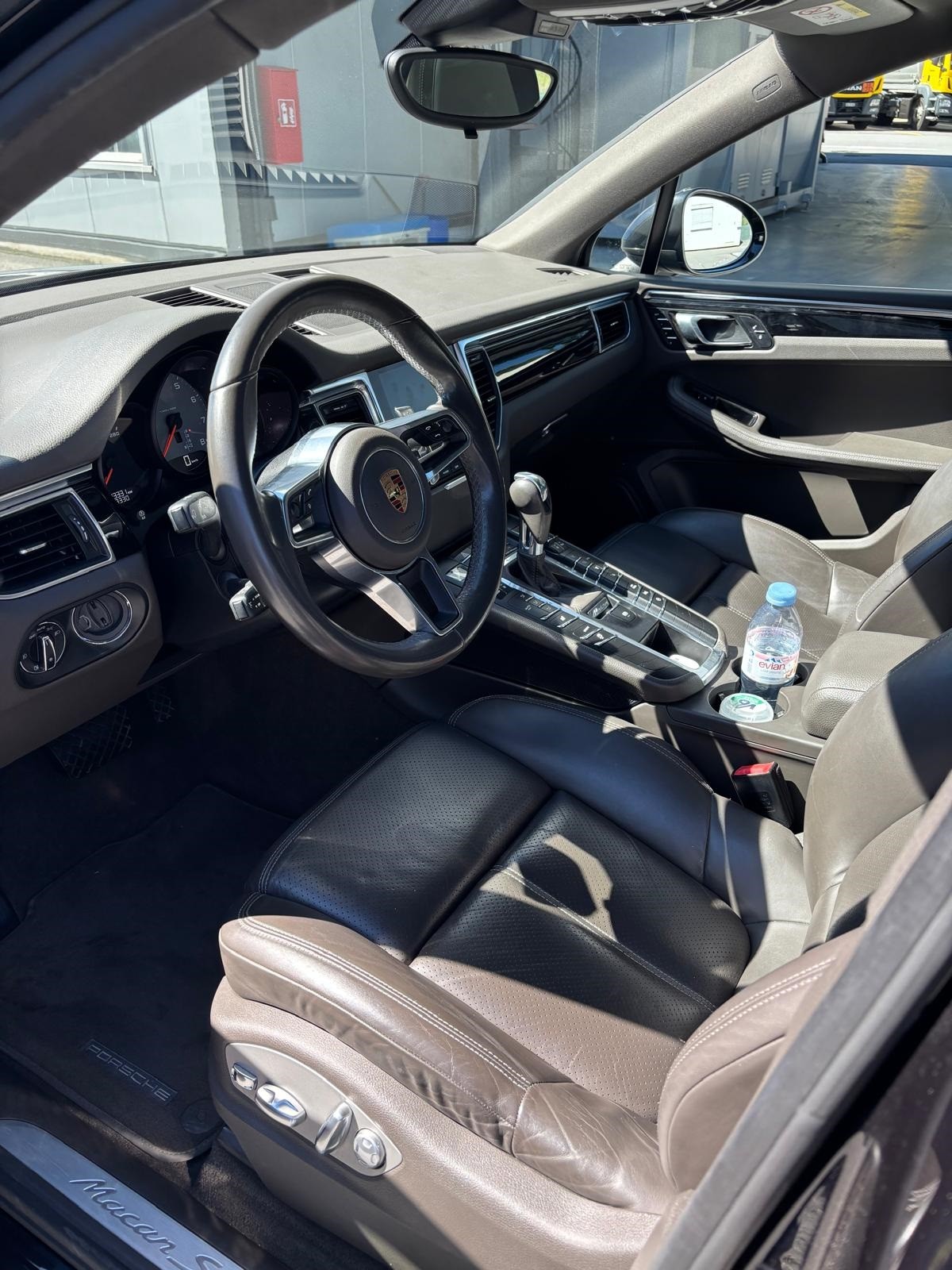 PORSCHE Macan S PDK-image-3