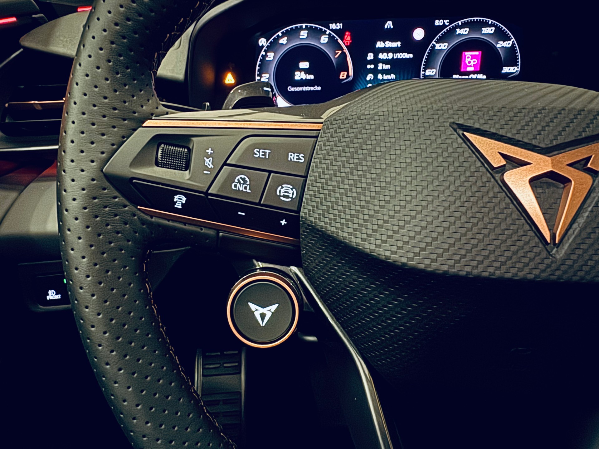 CUPRA Terramar 2.0 TSI DSG 4Drive VZ Sennheiser-image-28