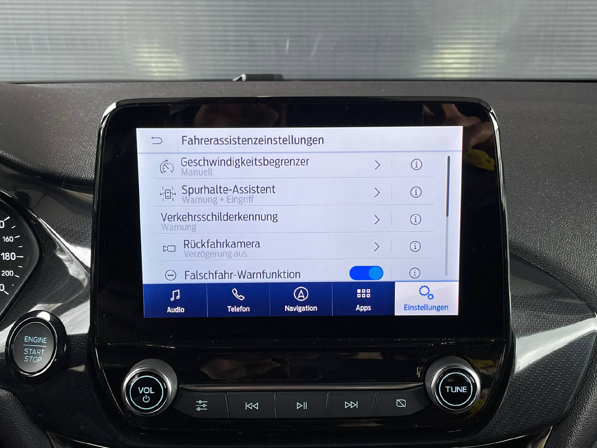 FORD Fiesta 1.0 EcoB Hybrid ST-Line-image-8