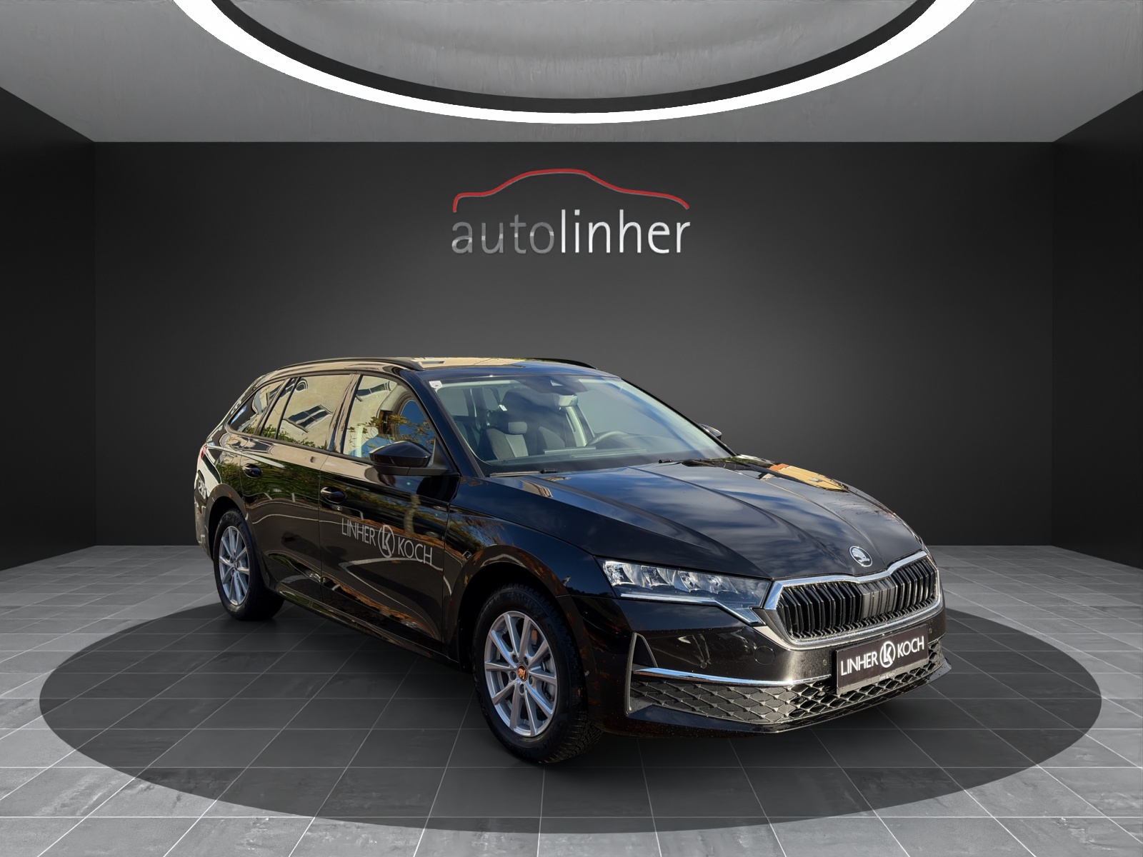 SKODA Octavia Combi 2.0 TDI DSG Selection-image-5
