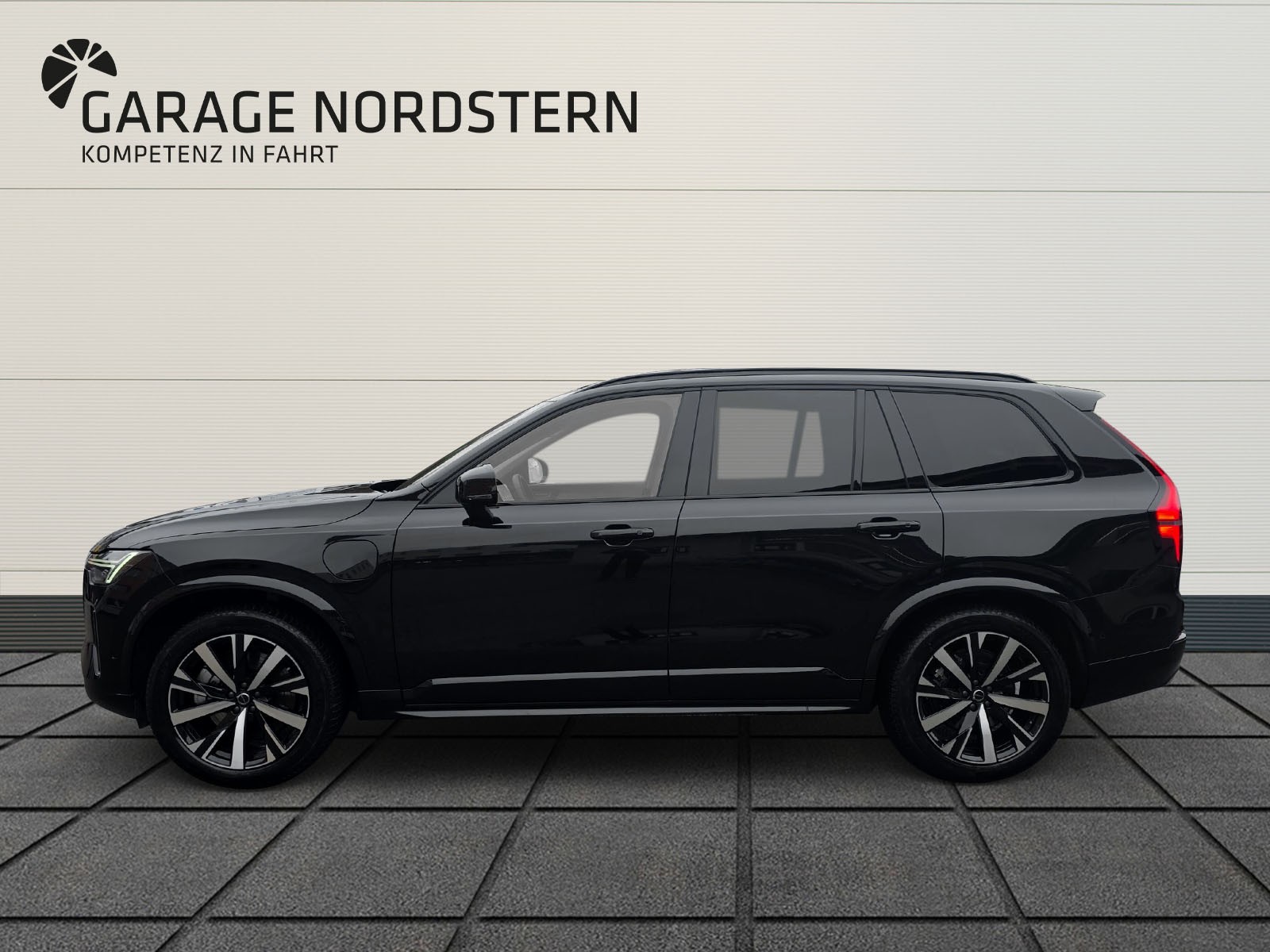 VOLVO XC90 2.0 T8 TE Plus Dark eAWD-image-1