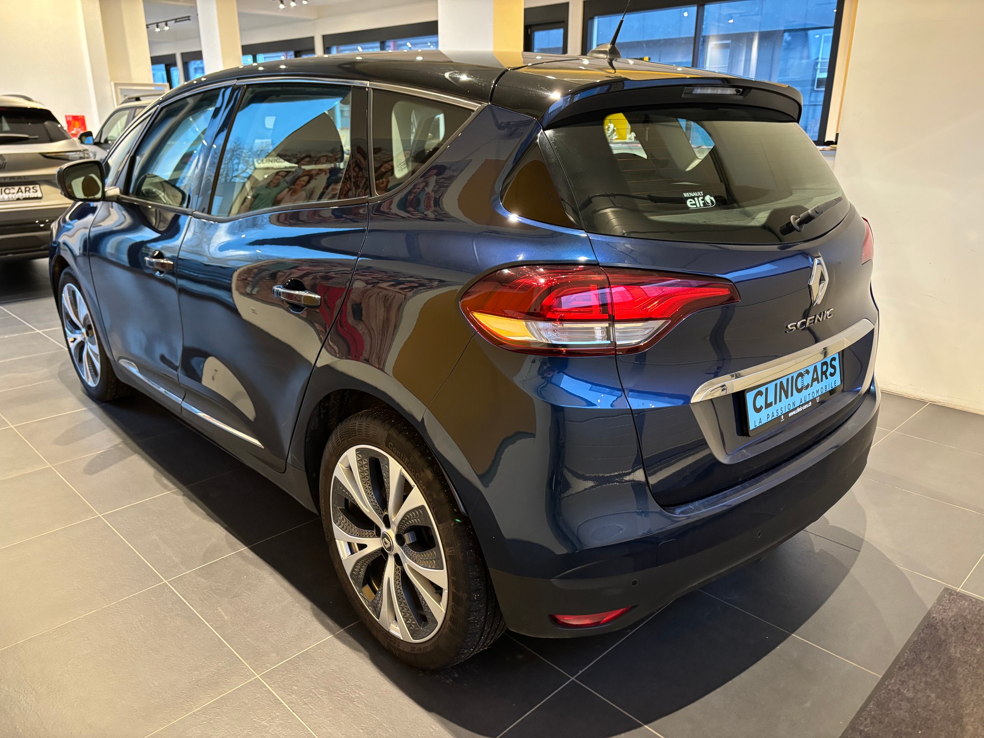 RENAULT Scénic 1.2 16V Turbo Bose-image-5