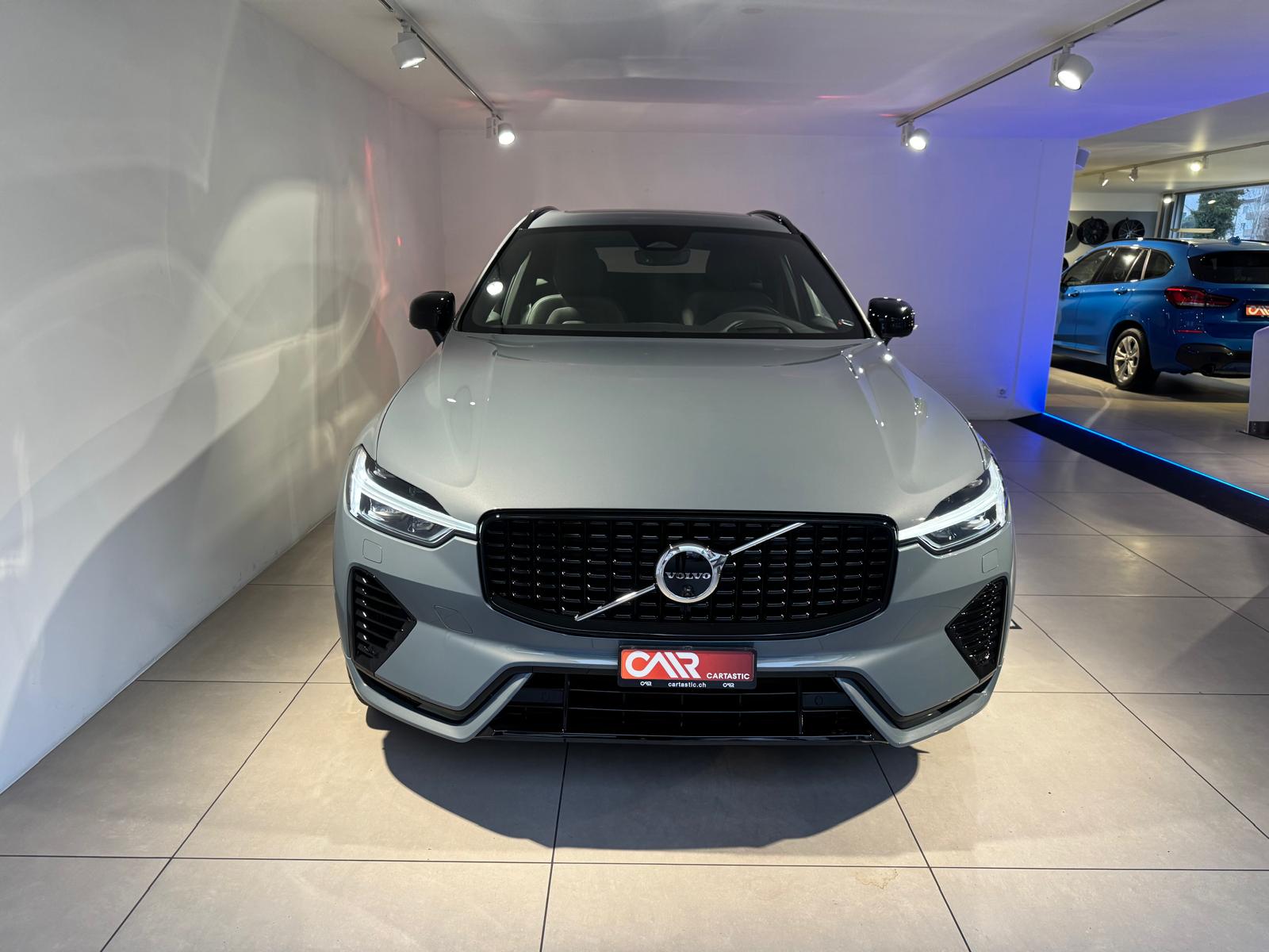 VOLVO XC60 T6 eAWD Ultimate Dark-image-1