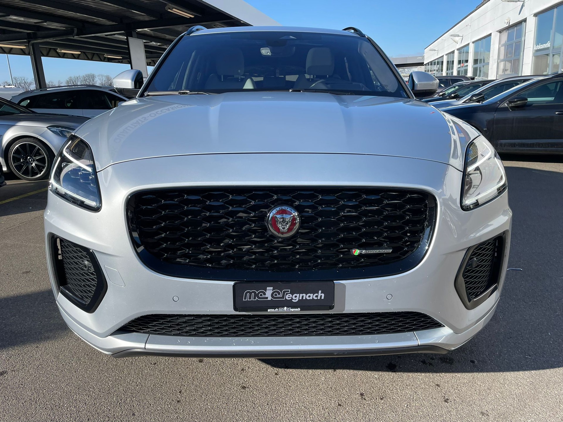 JAGUAR E-Pace 2.0 P250 R-Dynamic AWD SE-image-2