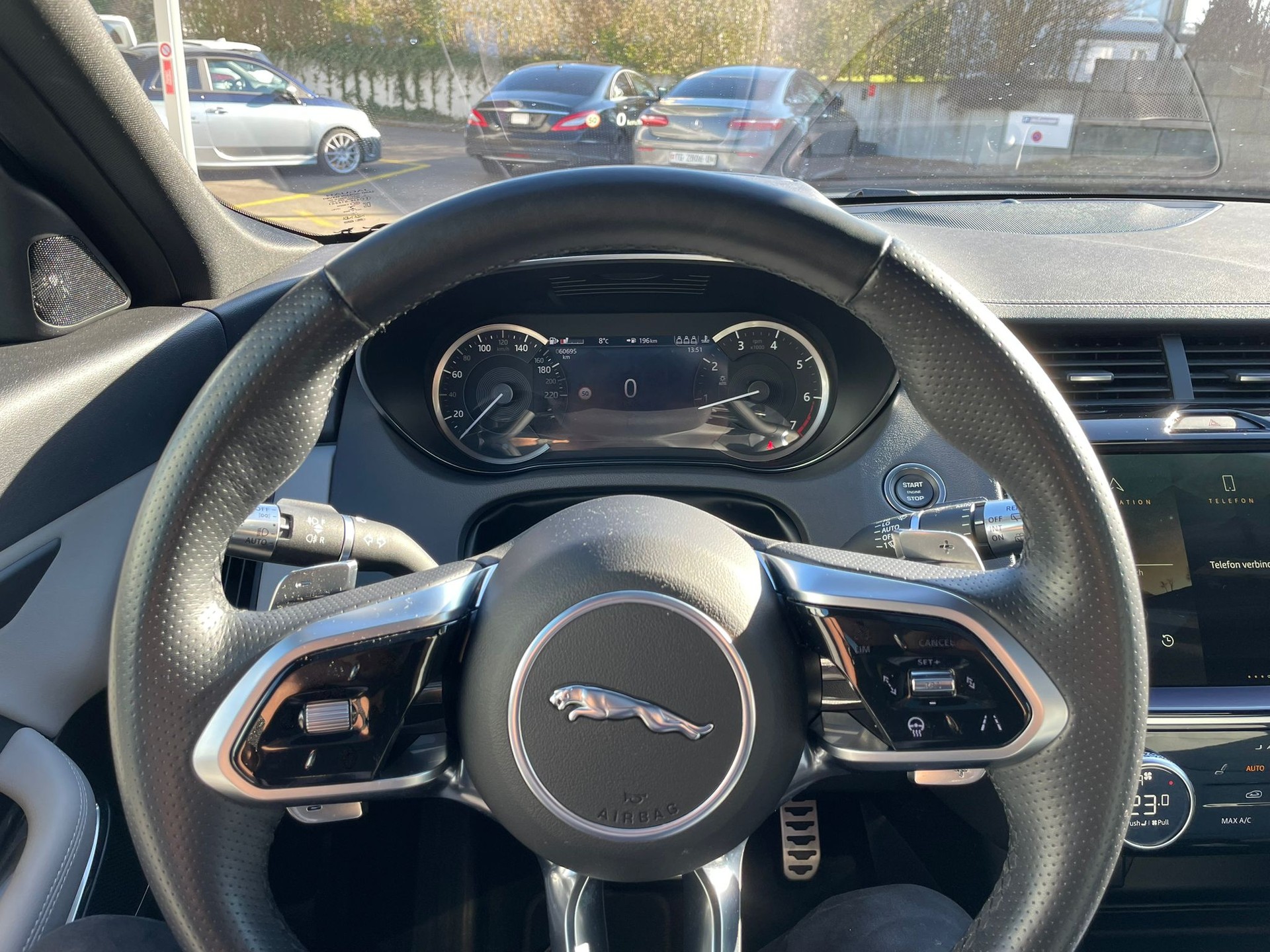 JAGUAR E-Pace 2.0 P250 R-Dynamic AWD SE-image-14