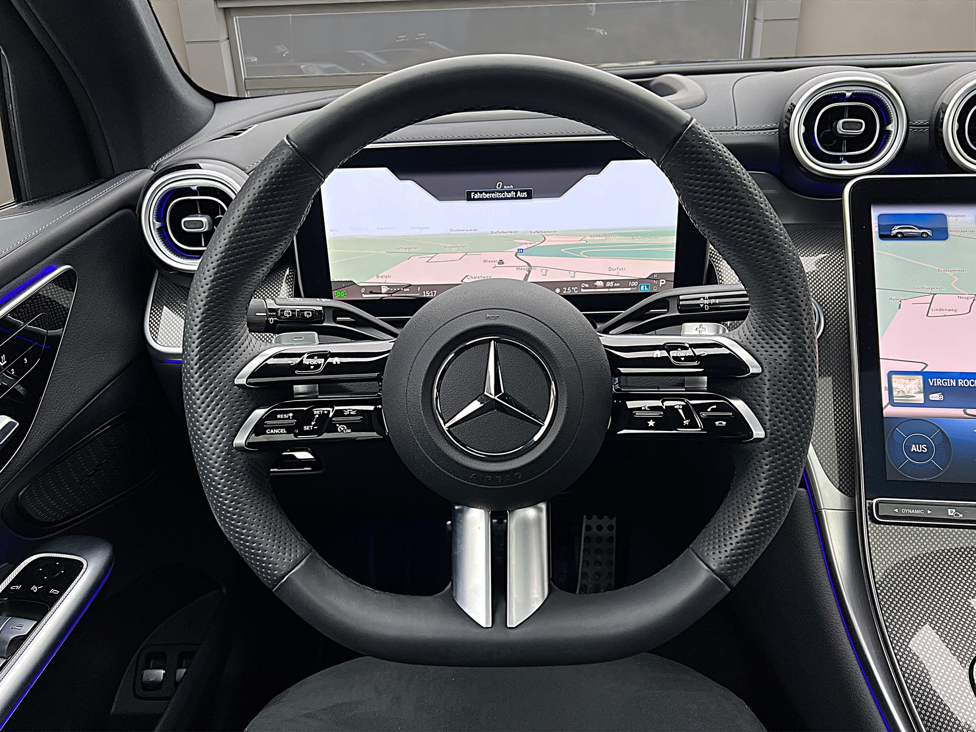 MERCEDES-BENZ GLC 300 e * AMG LINE * 4Matic 9G-Tronic-image-13
