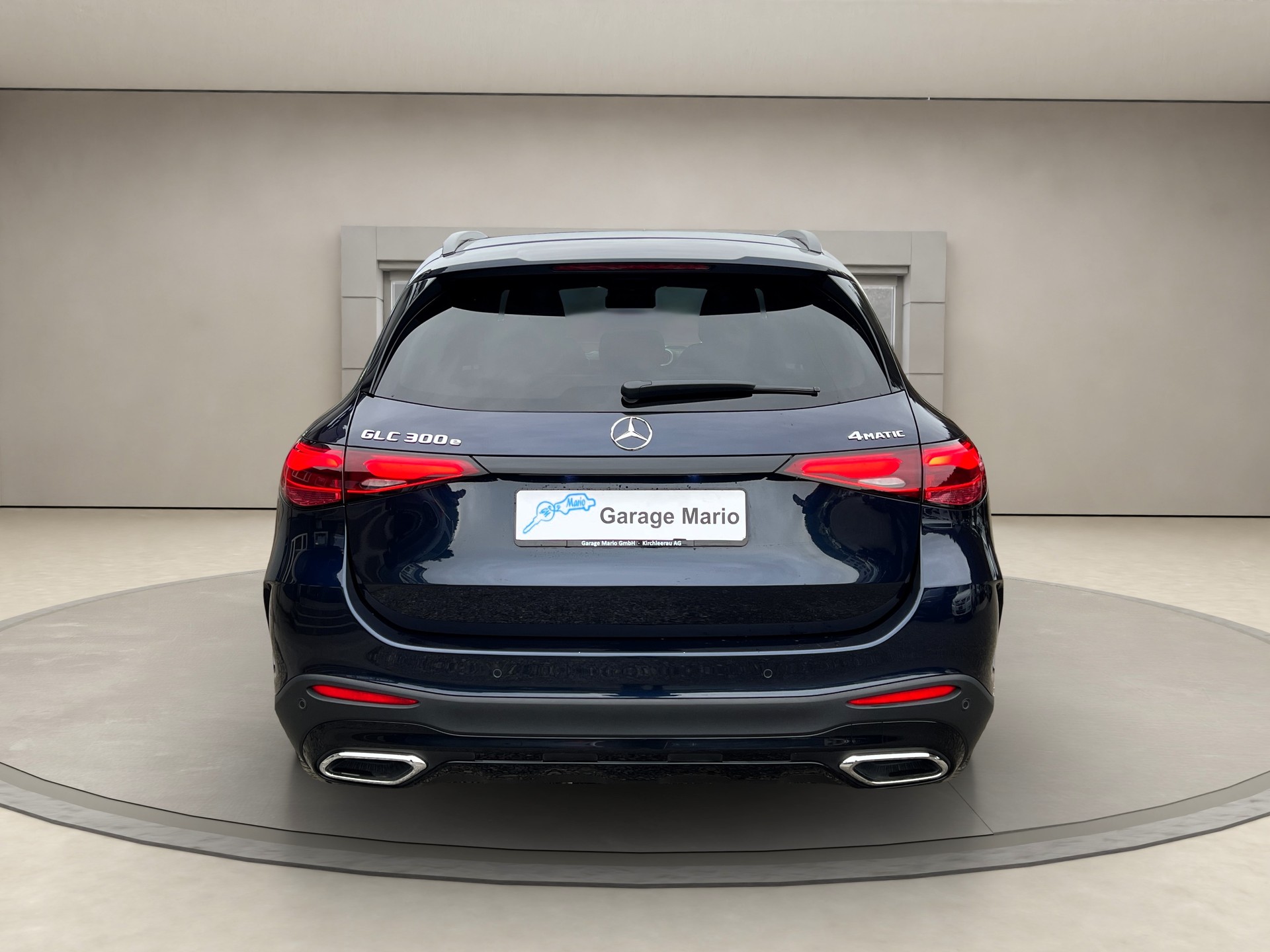 MERCEDES-BENZ GLC 300 e * AMG LINE * 4Matic 9G-Tronic-image-5