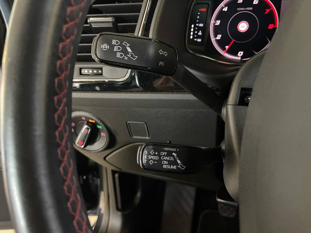 SEAT Leon 1.5 TSI EVO FR ACT FR-image-14