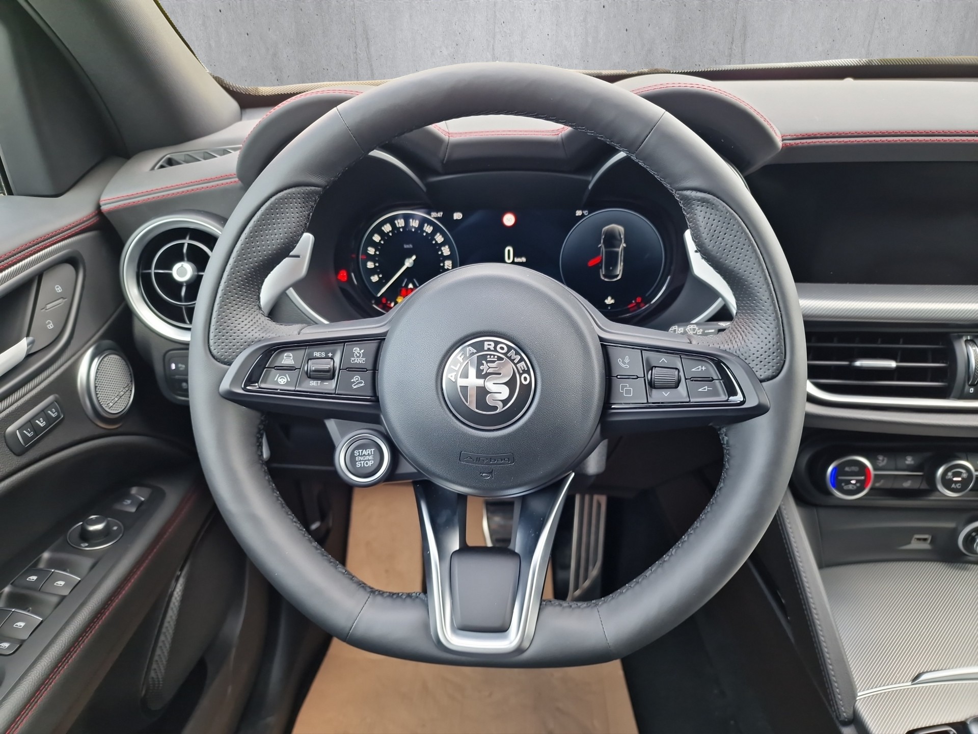 ALFA ROMEO STELVIO 2.0 Q4 280cv Tributo Italiano-image-8
