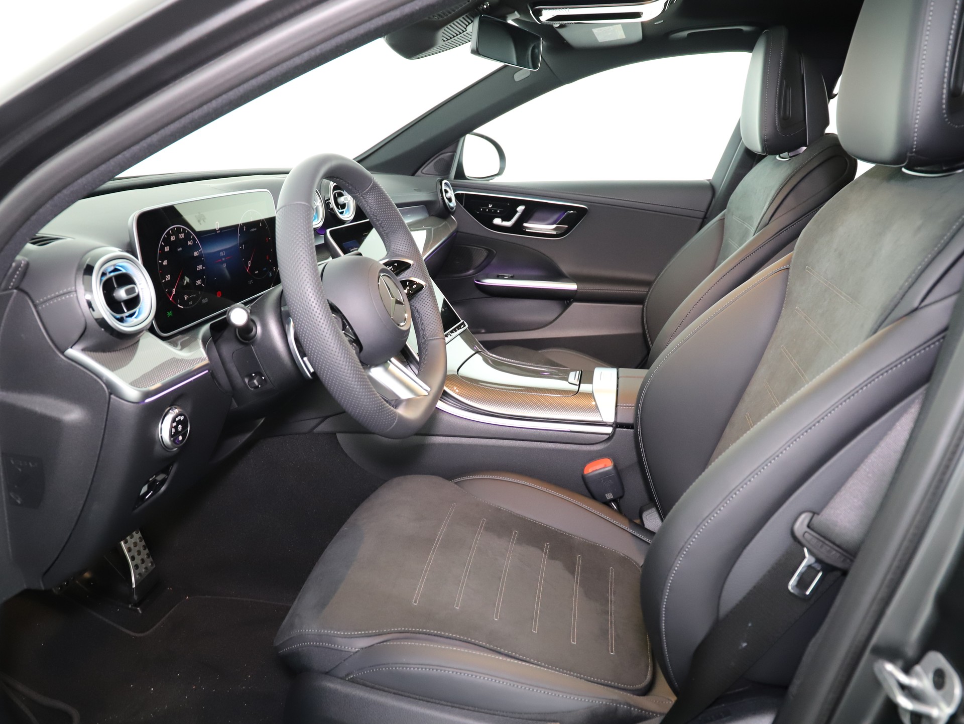 MERCEDES-BENZ C 220 d T 4 Matic-image-9