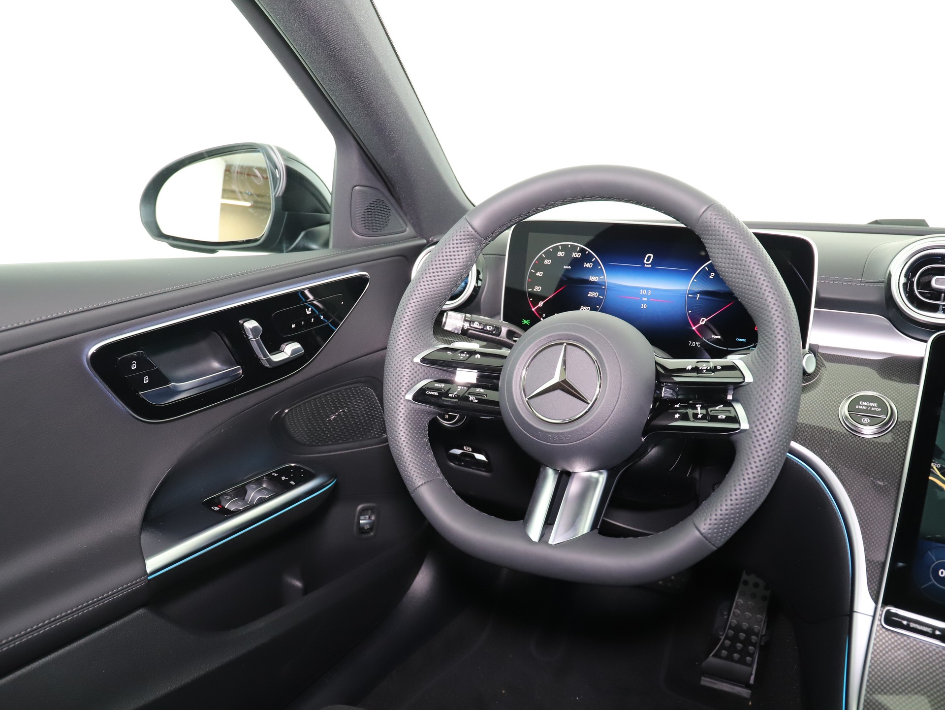 MERCEDES-BENZ C 220 d T 4 Matic-image-14
