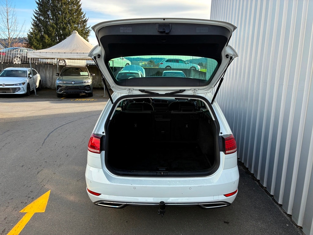 VW Golf Variant 2.0 TDI Highline 4Motion DSG-image-5