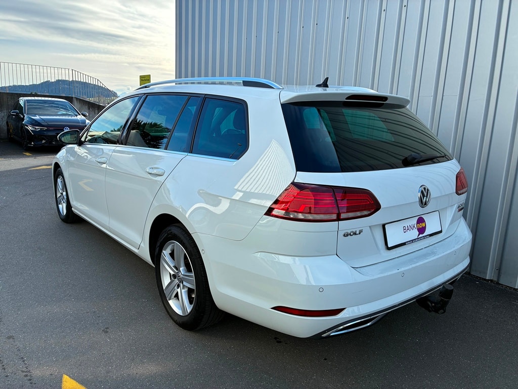 VW Golf Variant 2.0 TDI Highline 4Motion DSG-image-3