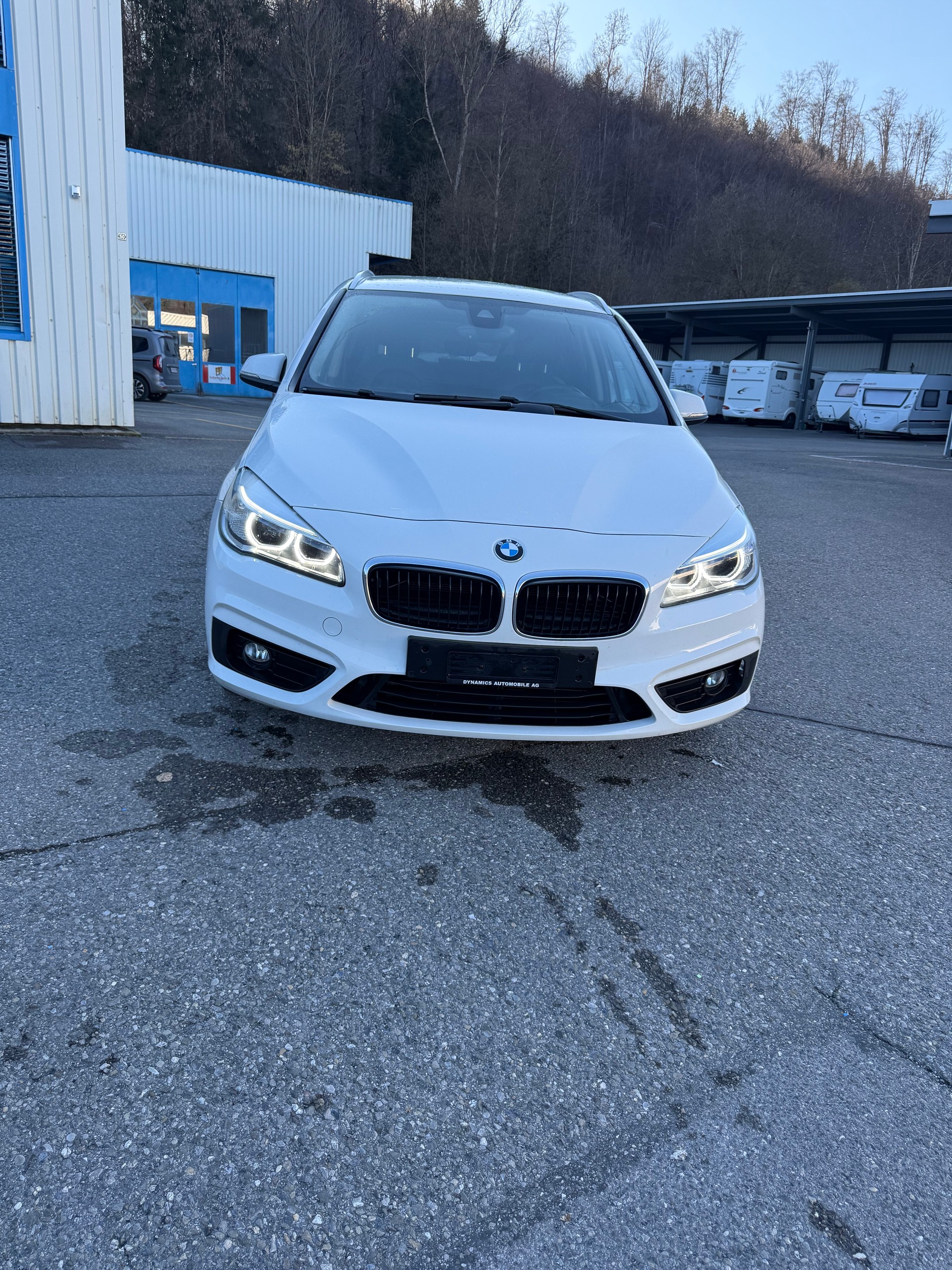 BMW 220d xDrive Active Tourer M Sport Steptronic-image-1