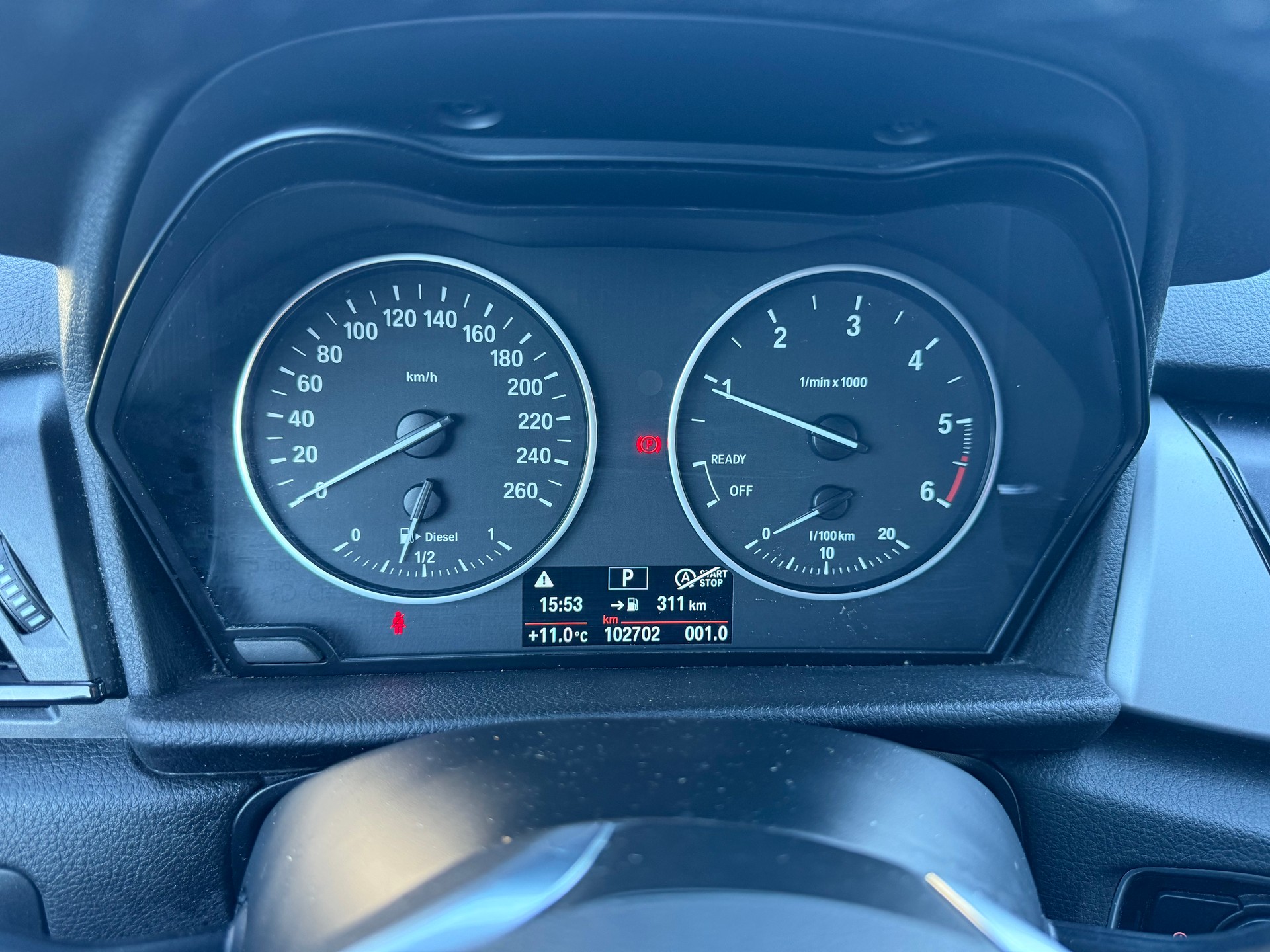 BMW 220d xDrive Active Tourer M Sport Steptronic-image-12