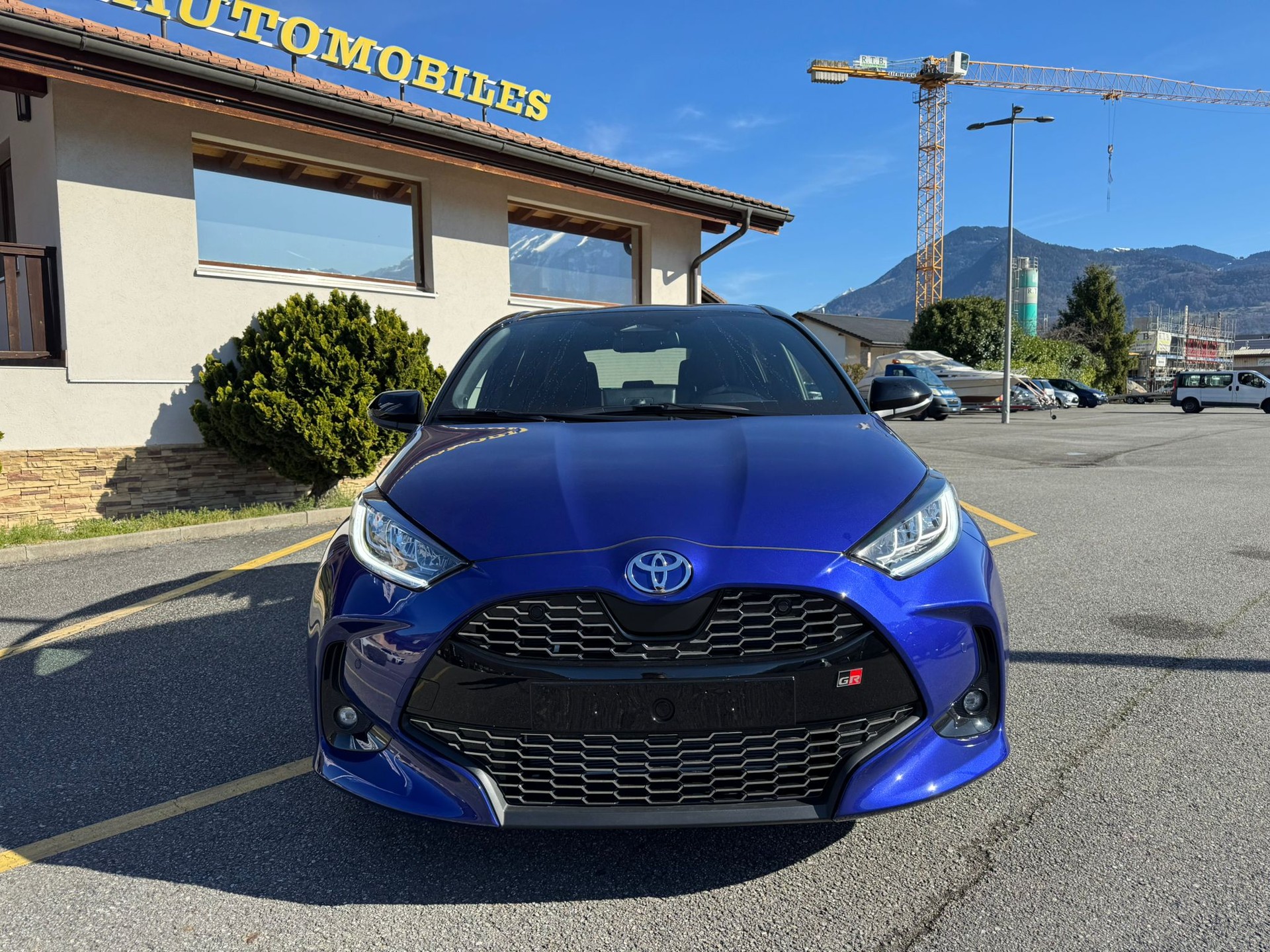 TOYOTA Yaris 1.5 GR Sport e-CVT-image-7