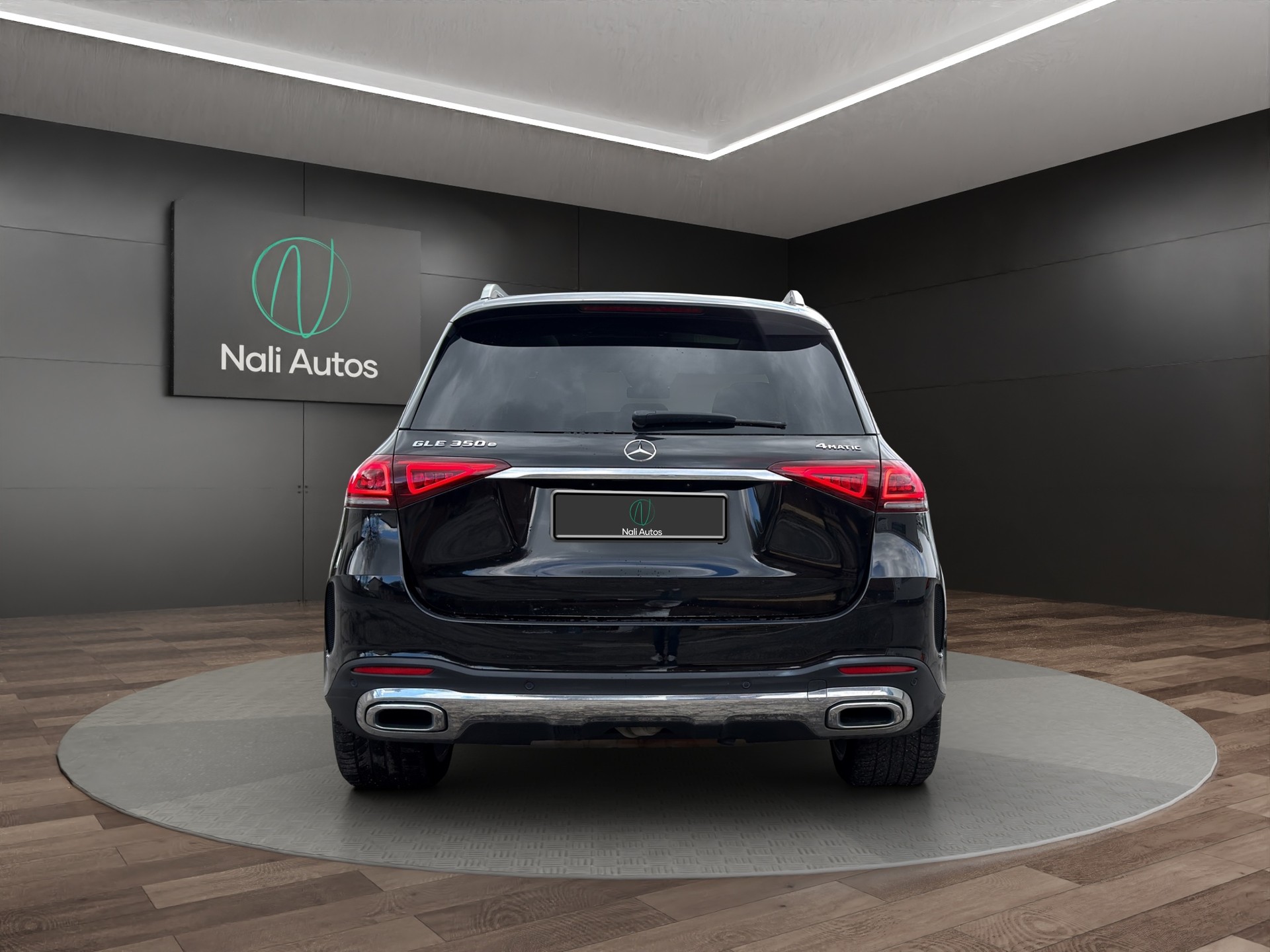 MERCEDES-BENZ GLE 350 e 4Matic AMG Line 9G-Tronic-image-4