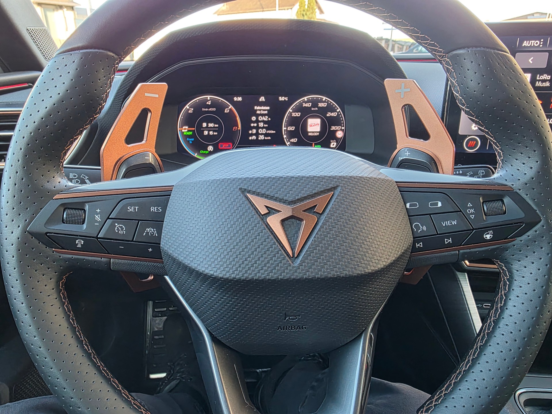 CUPRA LEON ST 1.4 e-HYBRID pHEV DSG-image-8