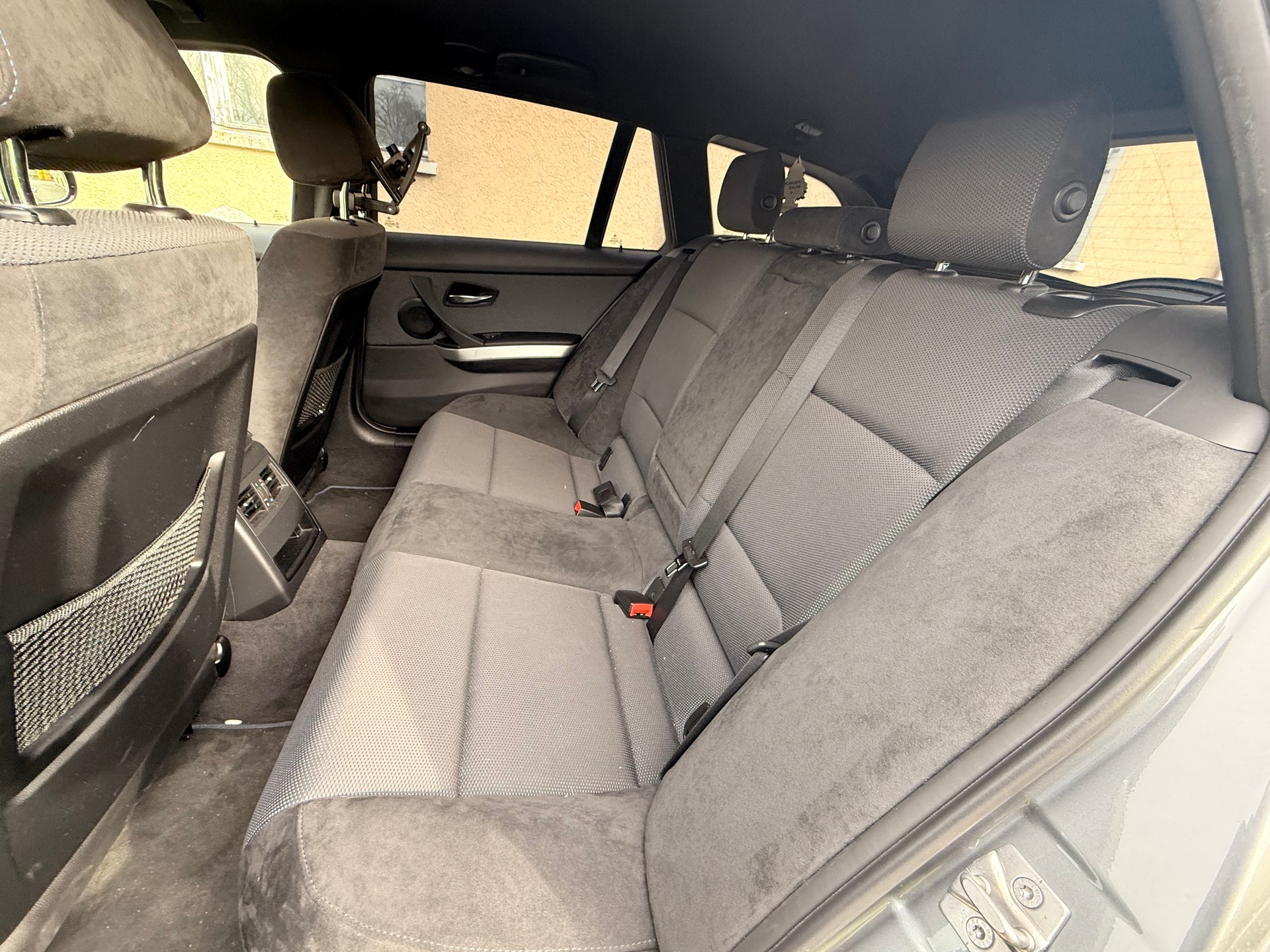 BMW 330d xDrive Touring Steptronic-image-9