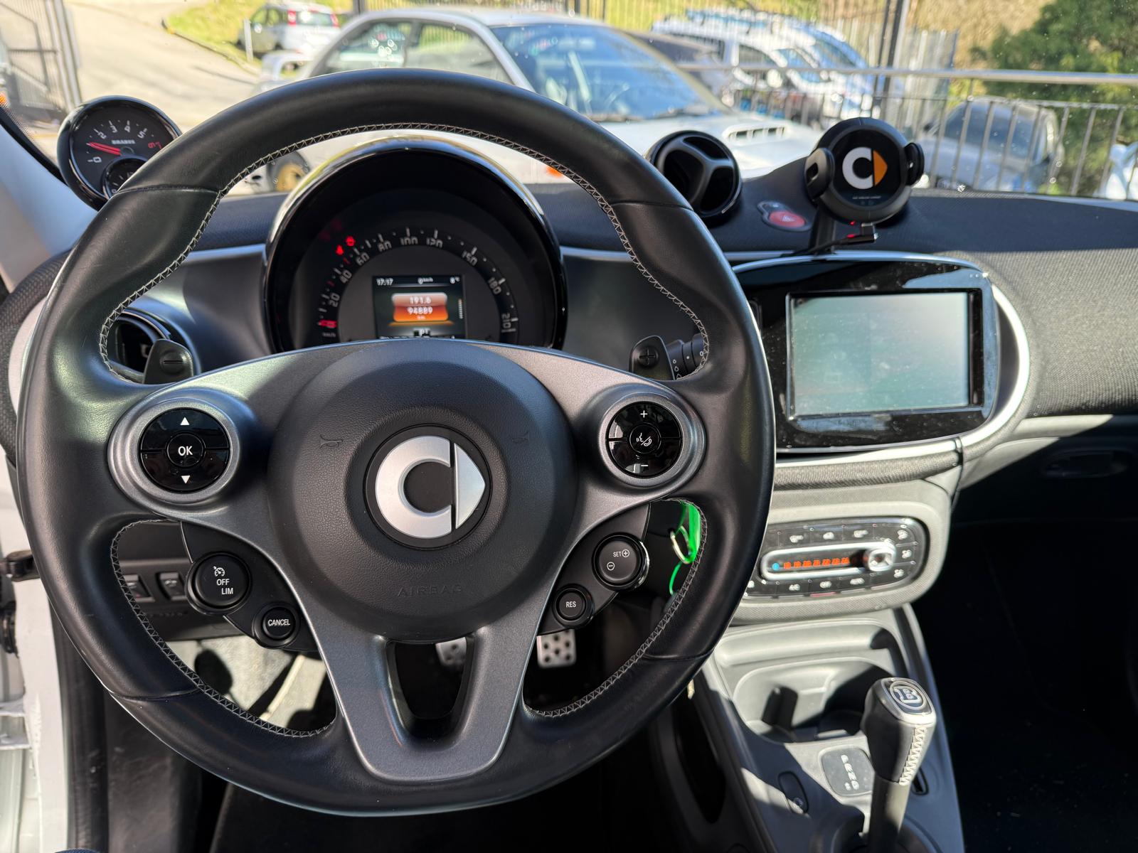 SMART forfour Brabus twinamic-image-11