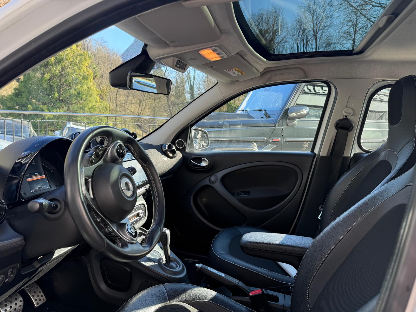 SMART forfour Brabus twinamic-image-9