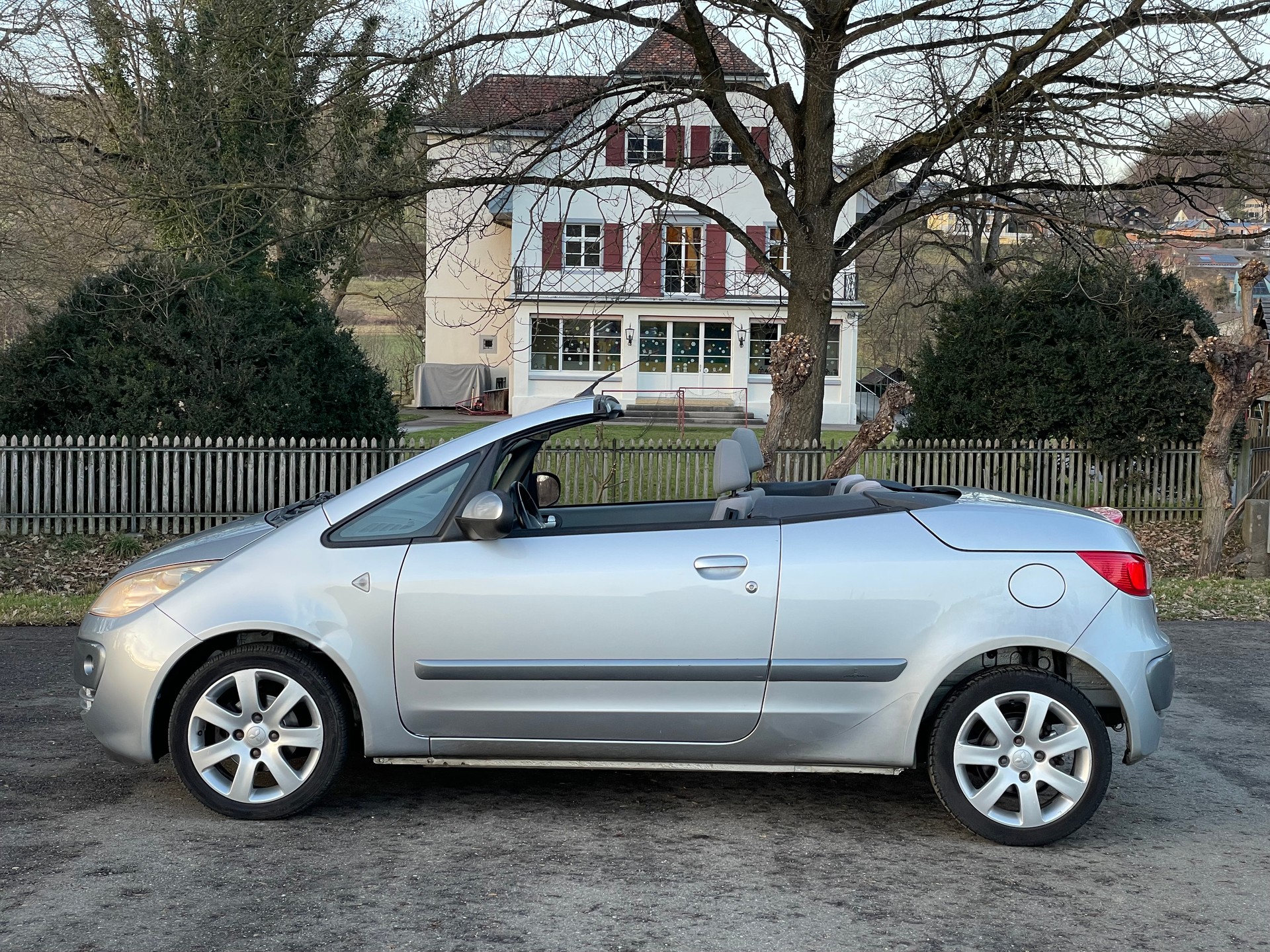 MITSUBISHI Colt Cabriolet 1.5 16V Invite ab MFK 01.2026