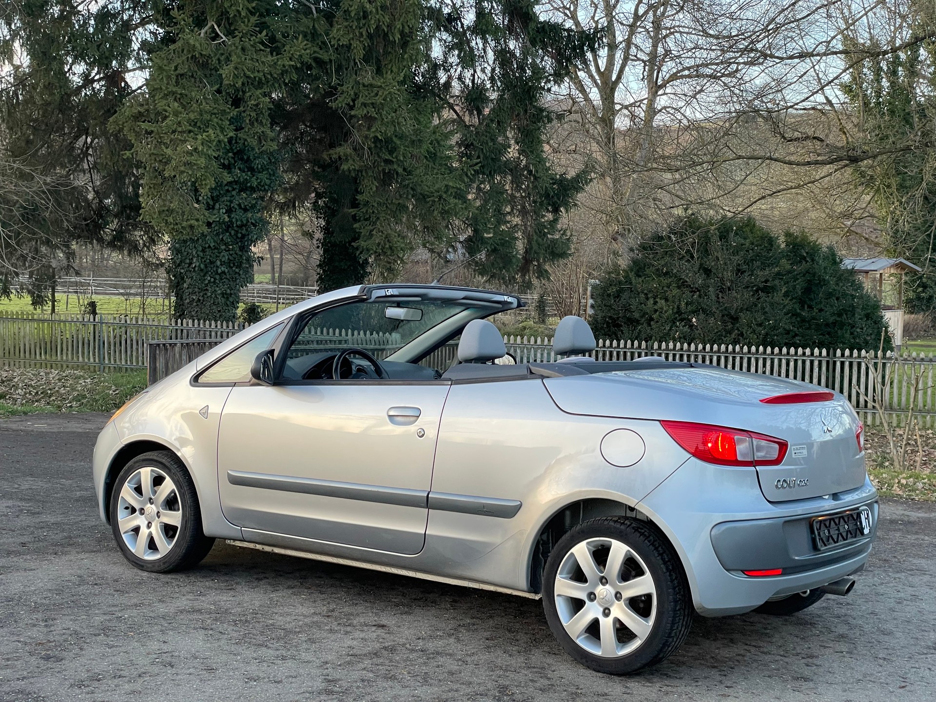 MITSUBISHI Colt Cabriolet 1.5 16V Invite ab MFK 01.2026-showroom-element-1