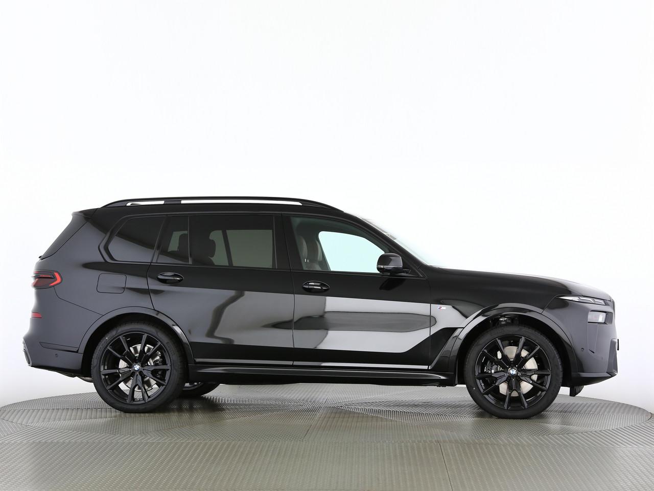 BMW X7 40i xDrive M Sport-image-15