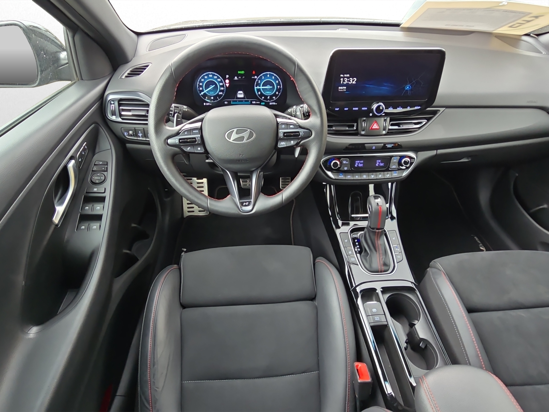 HYUNDAI i30 Wagon 1.5 T-GDi N-Line LUX-image-7
