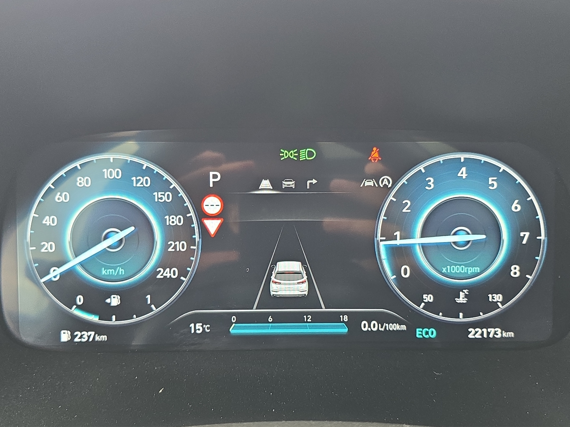 HYUNDAI i30 Wagon 1.5 T-GDi N-Line LUX-image-6