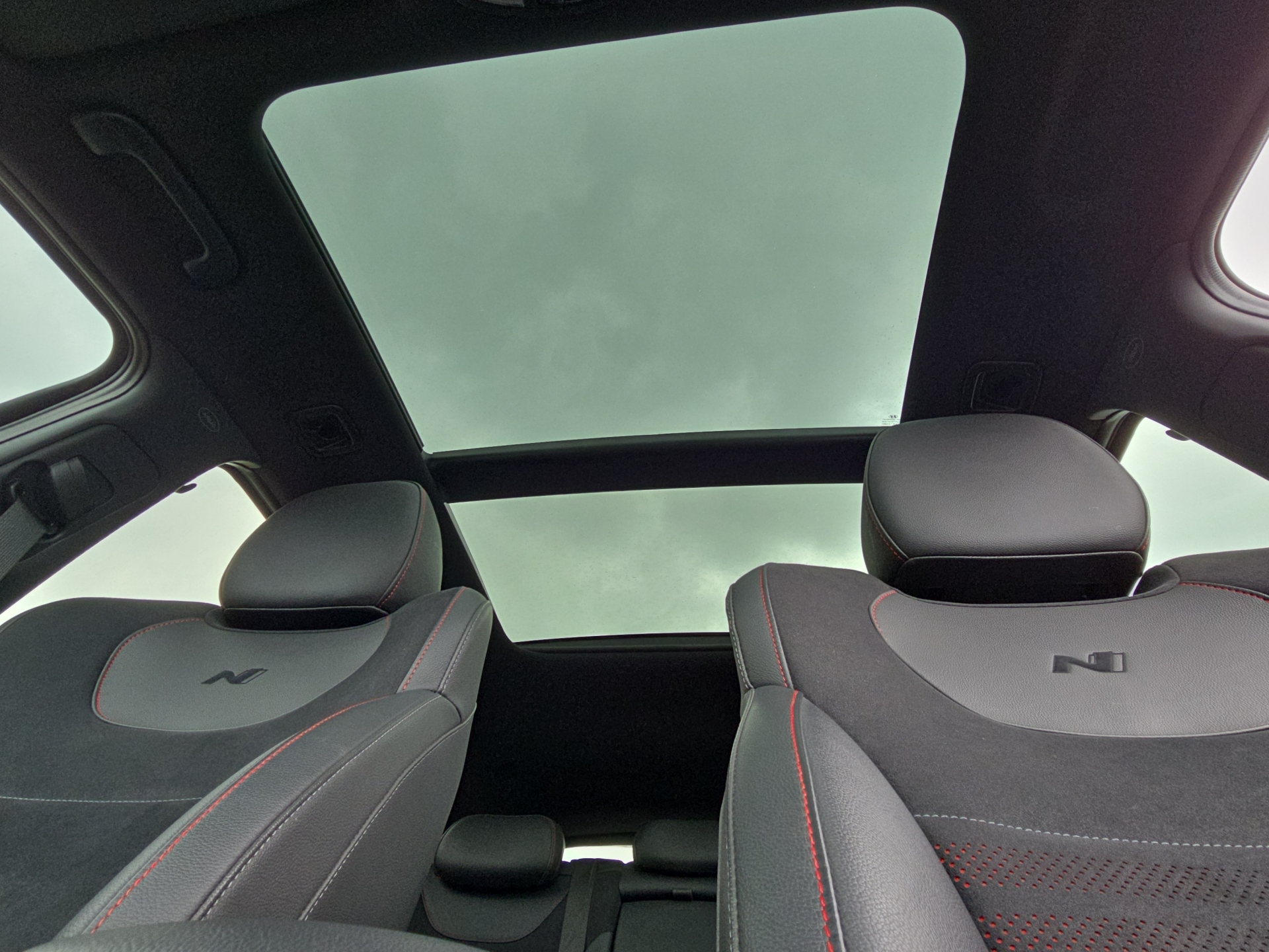 HYUNDAI i30 Wagon 1.5 T-GDi N-Line LUX-image-9