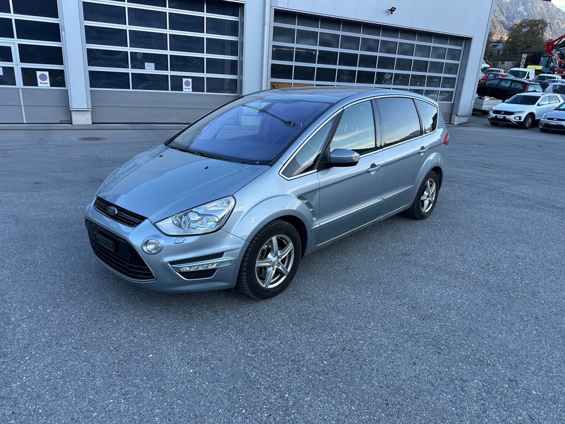 FORD S-Max 2.0 SCTi Titanium PowerShift-image-2