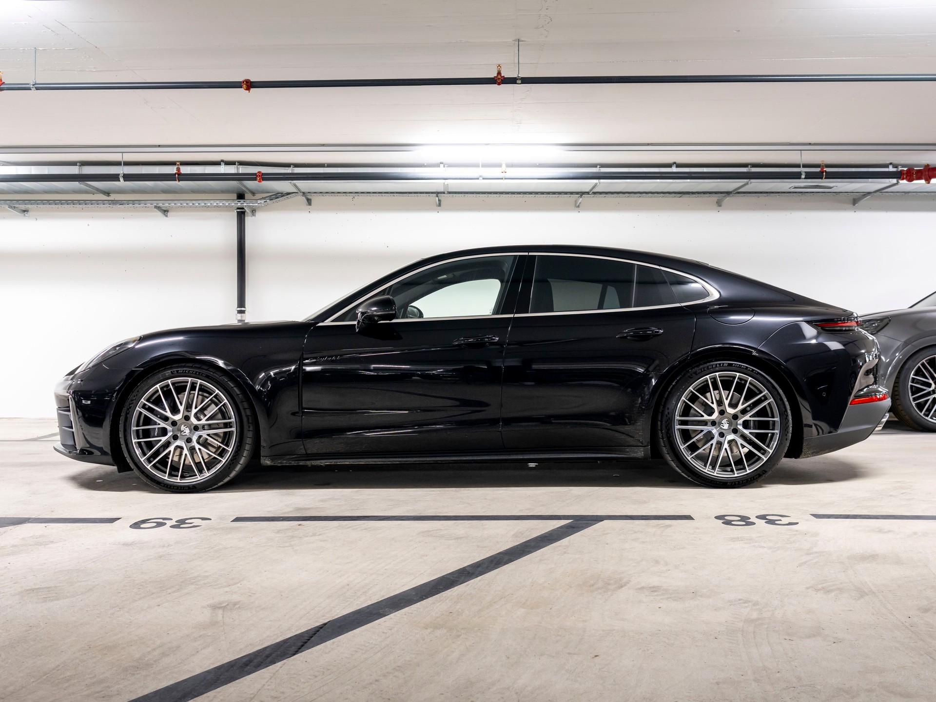 PORSCHE Panamera 4 E-Hybrid PDK-showroom-element-1