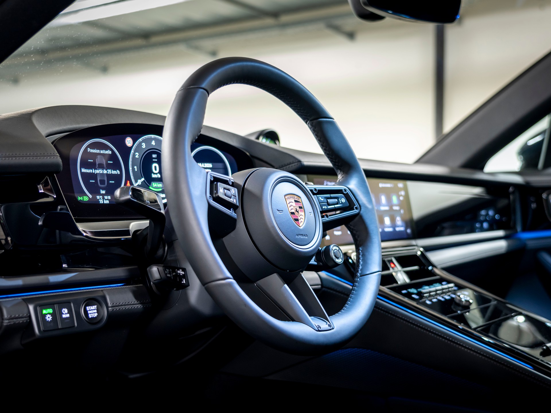 PORSCHE Panamera 4 E-Hybrid PDK-image-14