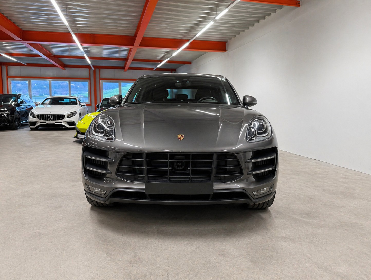 PORSCHE Macan Turbo-image-6