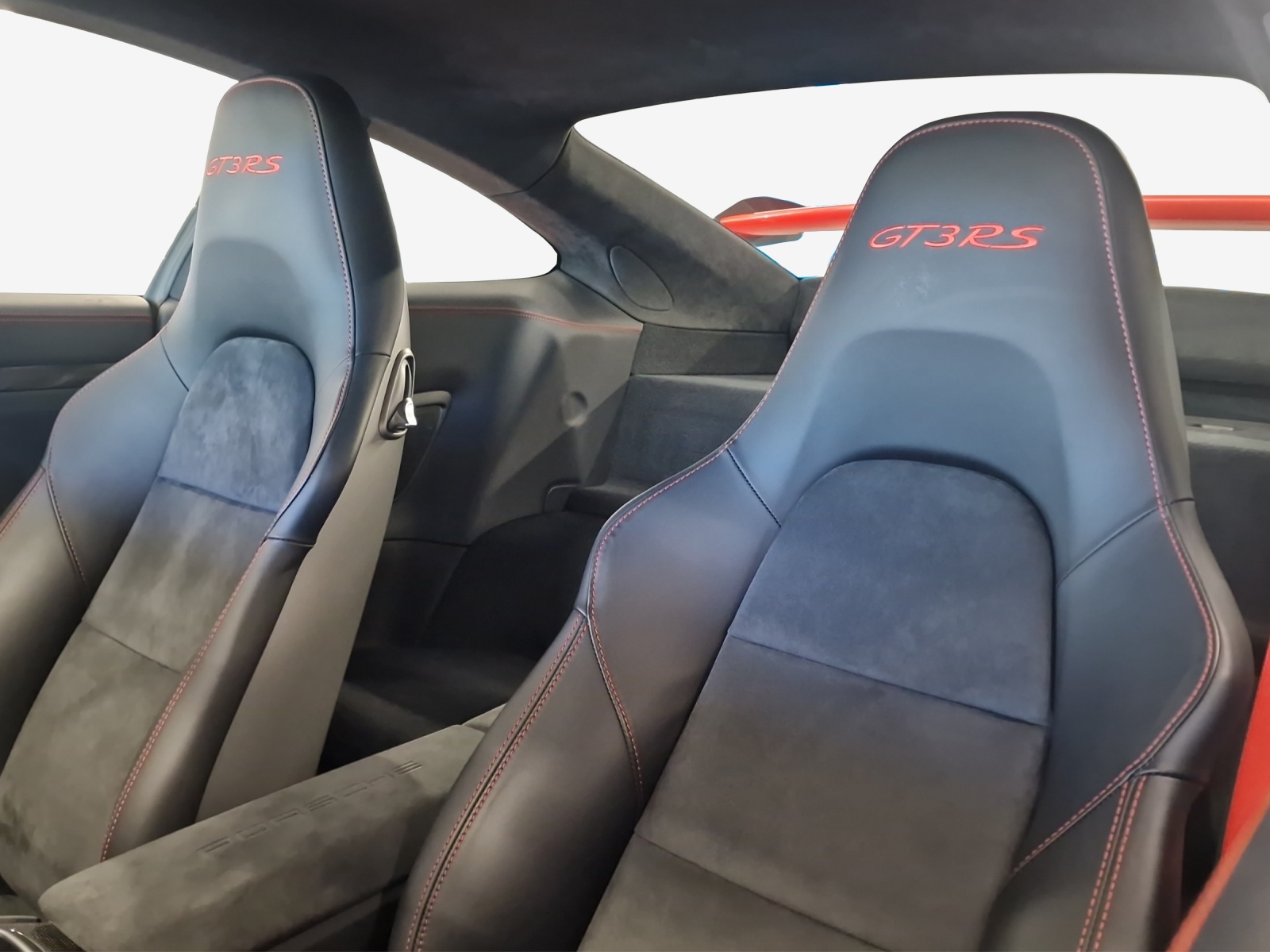PORSCHE 911 GT3 RS PDK-image-14