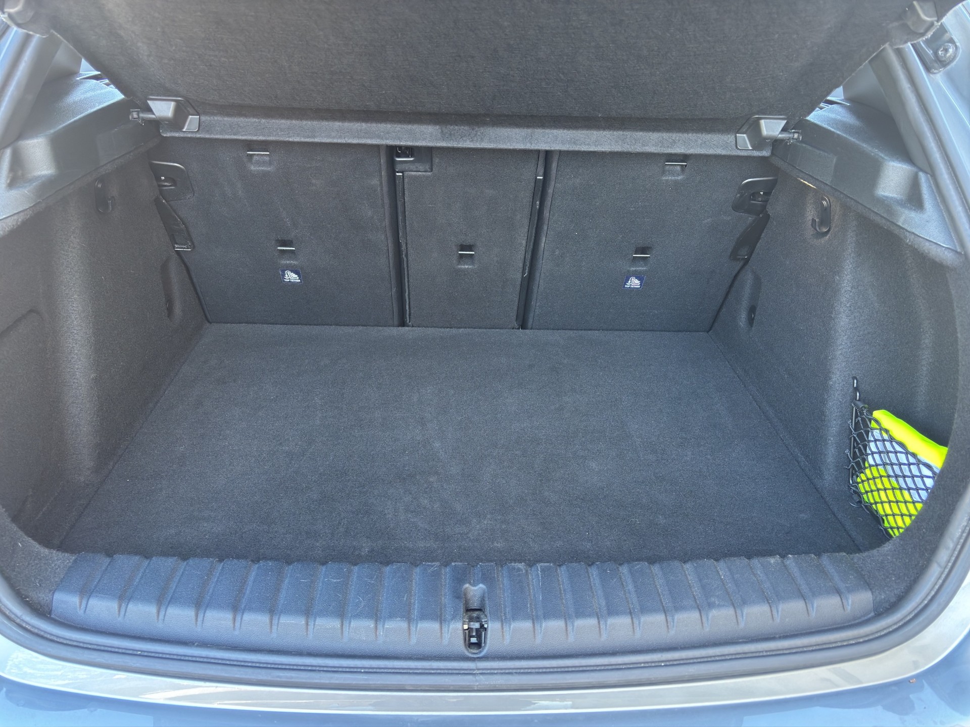 BMW M135i xDrive M Sport Pro Steptronic, Edition-image-21