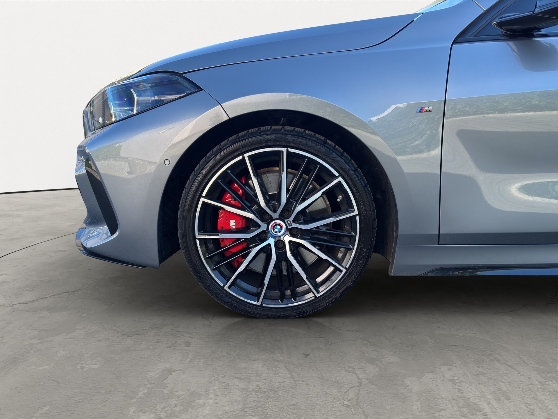 BMW M135i xDrive M Sport Pro Steptronic, Edition-image-23
