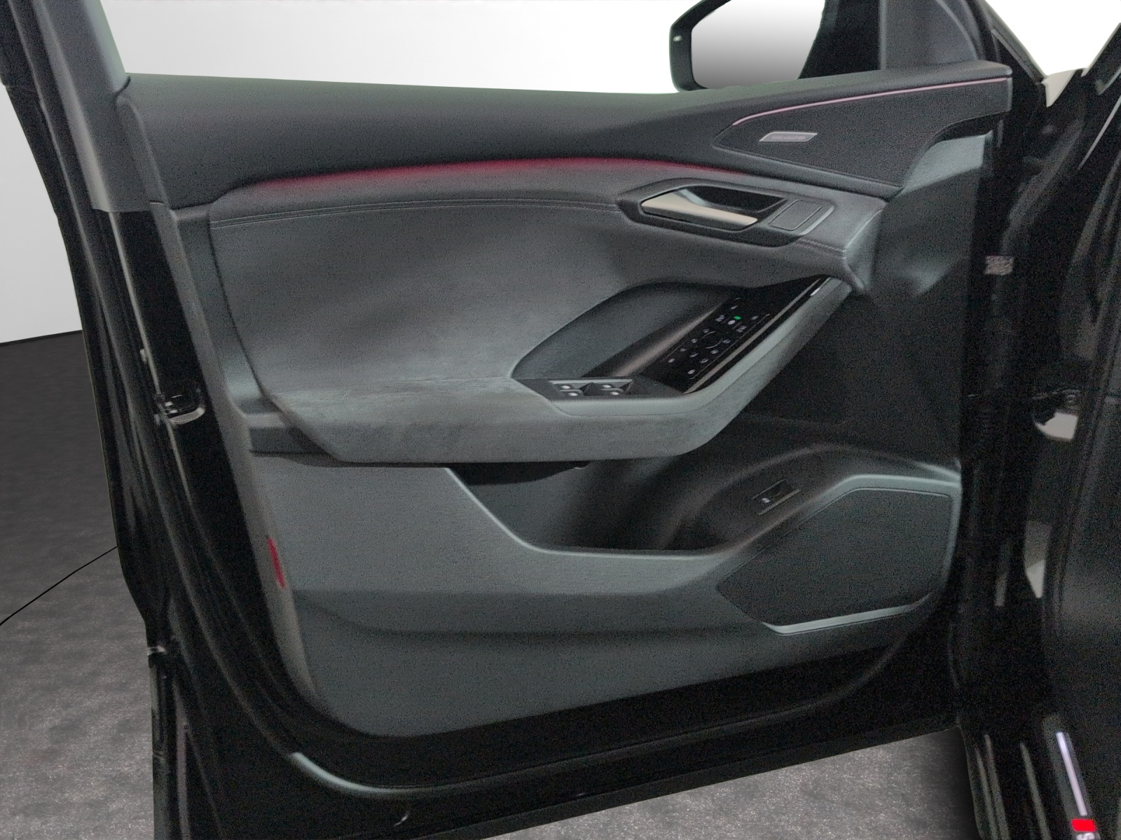 AUDI Q6 e-tron quattro-image-14