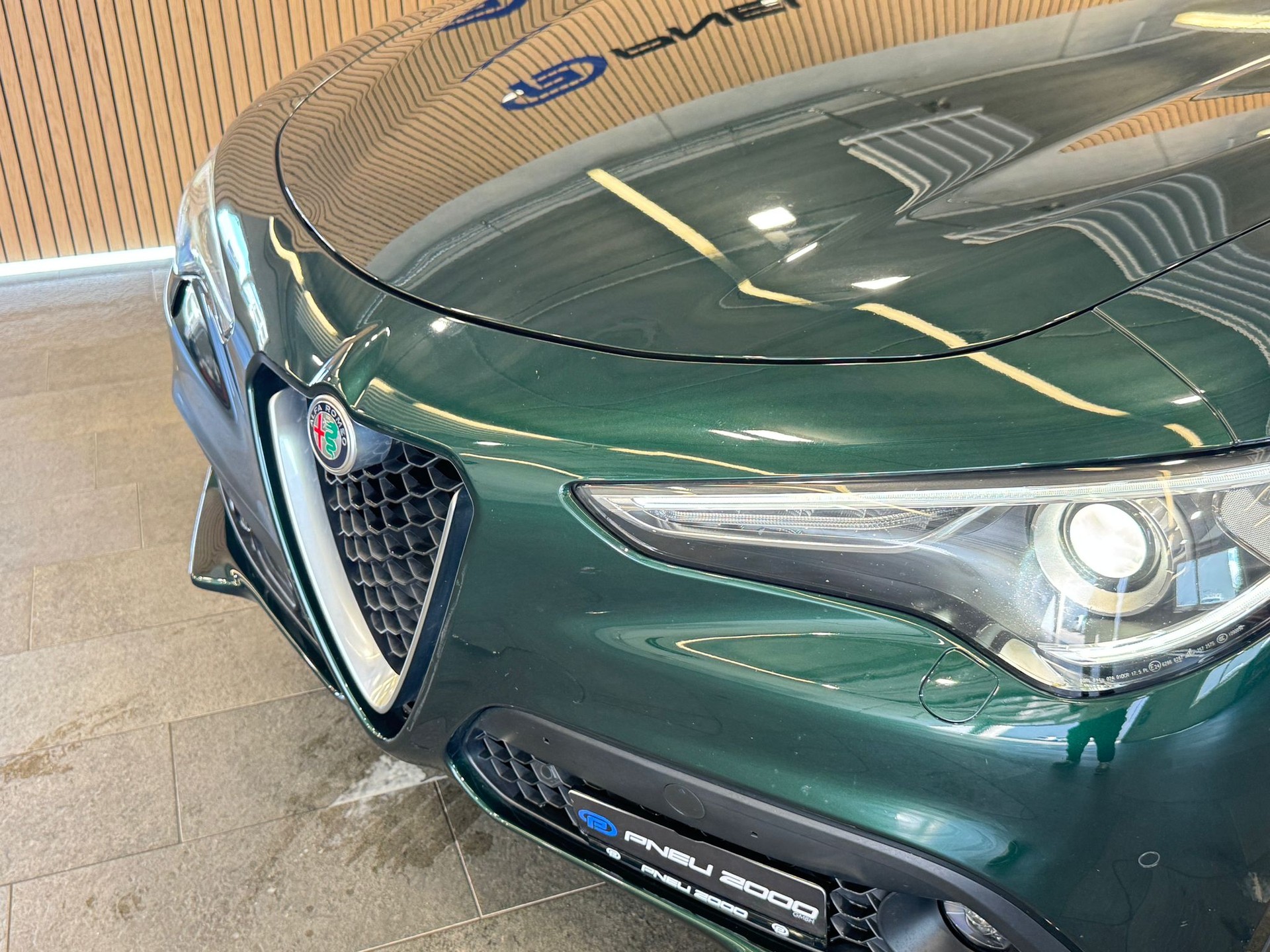 ALFA ROMEO Stelvio 2.2 JTDM Executive Q4 Automatic-image-1