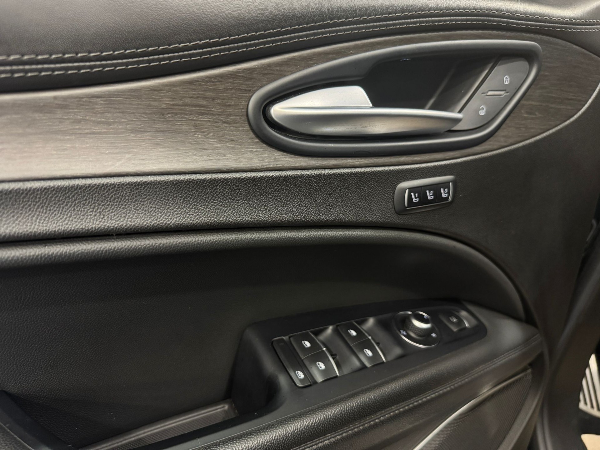 ALFA ROMEO Stelvio 2.2 JTDM Executive Q4 Automatic-image-10