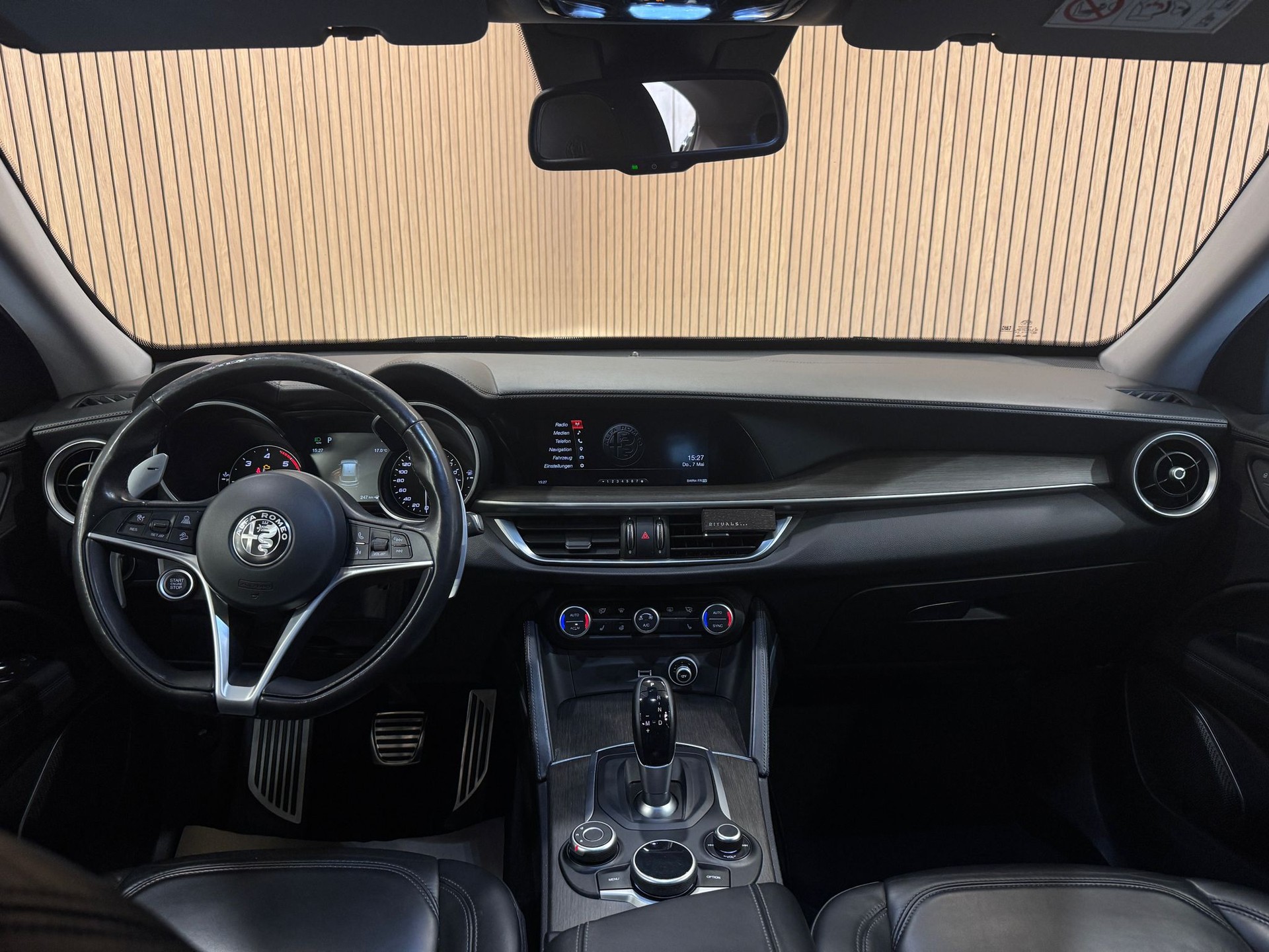 ALFA ROMEO Stelvio 2.2 JTDM Executive Q4 Automatic-image-9