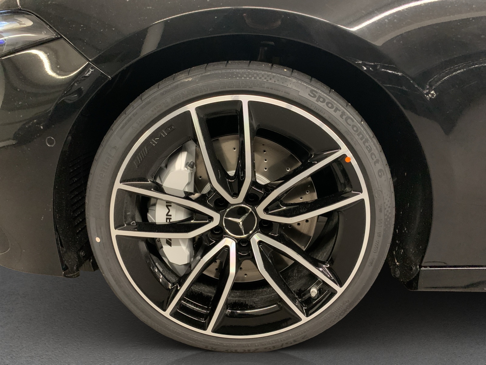 MERCEDES-BENZ A AMG 35 4MATIC-image-12