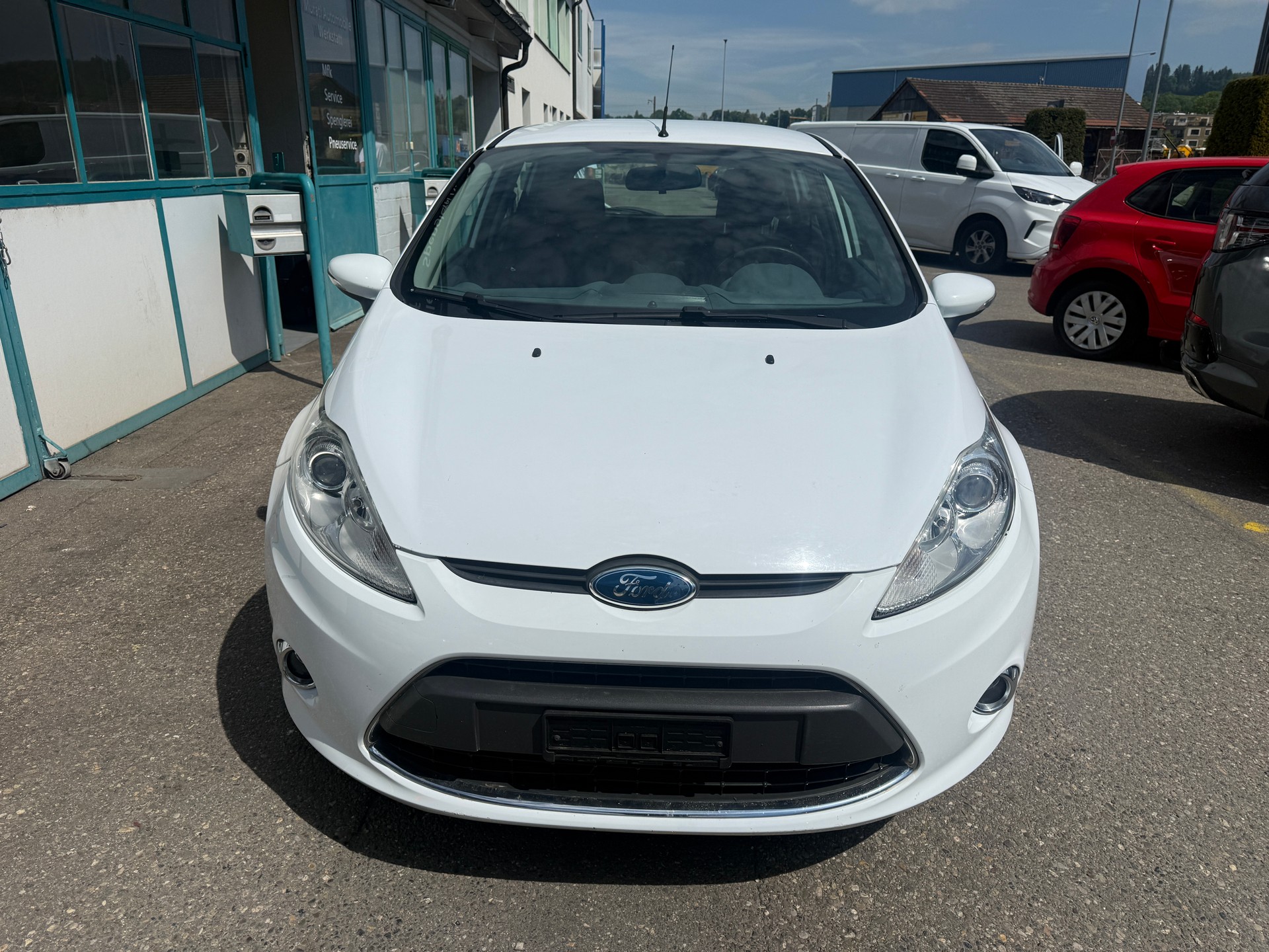 FORD Fiesta 1.4 16V Trend Automatic