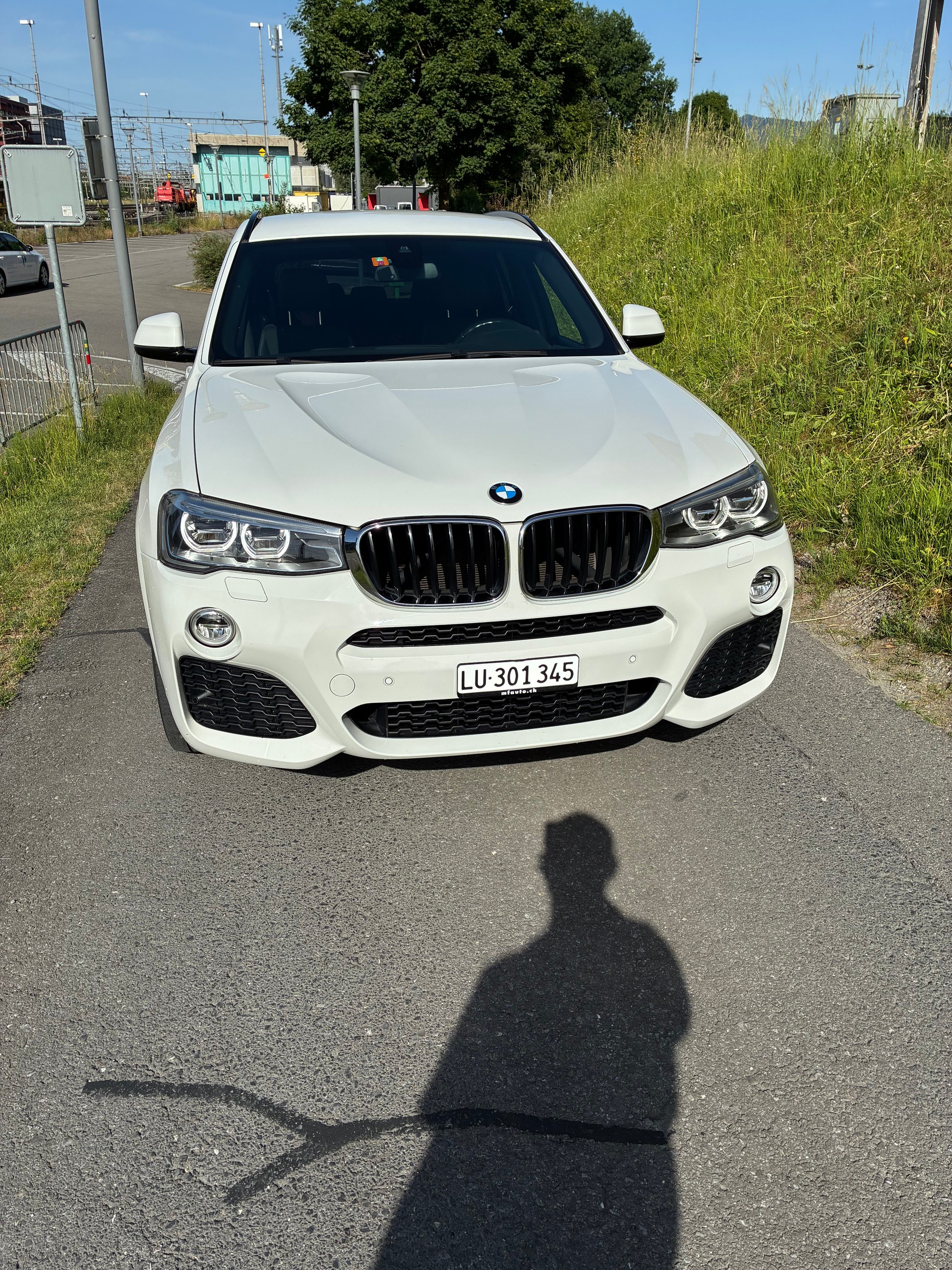 BMW 20d xDrive-image-1