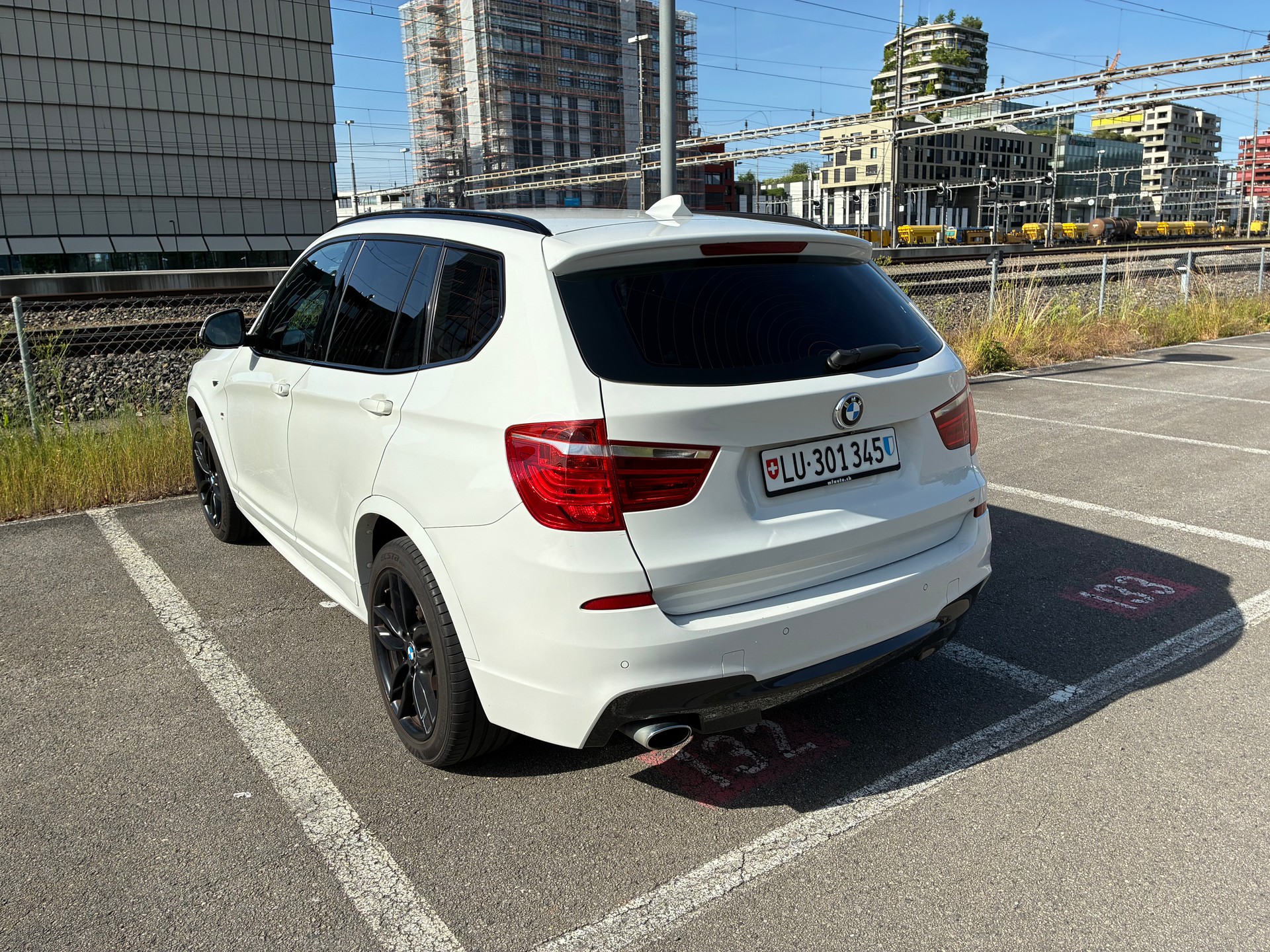BMW 20d xDrive-image-2