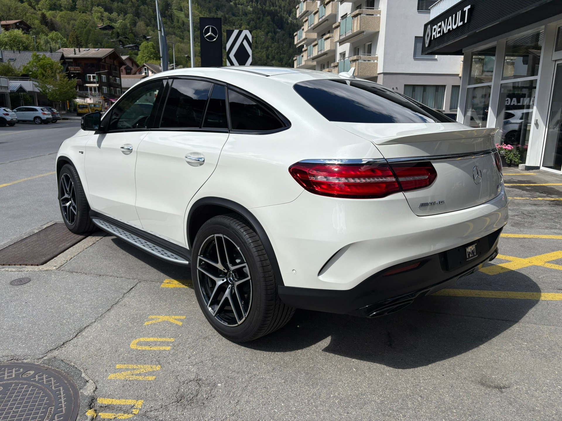 MERCEDES-BENZ GLE Coupé 43 AMG 4Matic-image-6