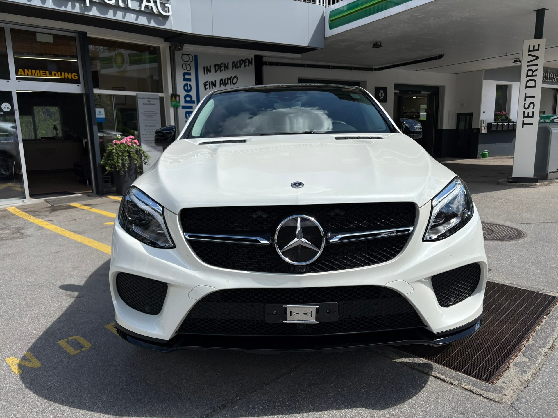 MERCEDES-BENZ GLE Coupé 43 AMG 4Matic-showroom-element-1