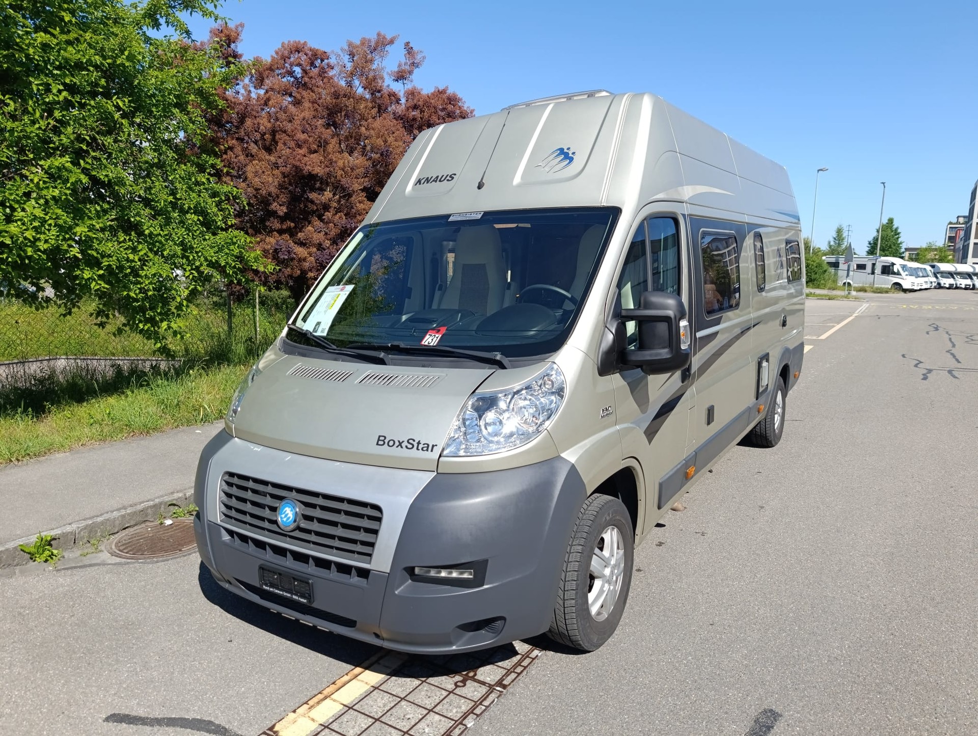 KNAUS K250L *** Die Königsklasse der Kastenwagen ***Längsbett* 2x Solar Panel*Multimedia*Navigation* Duo Controller* volle Stehhöhe*